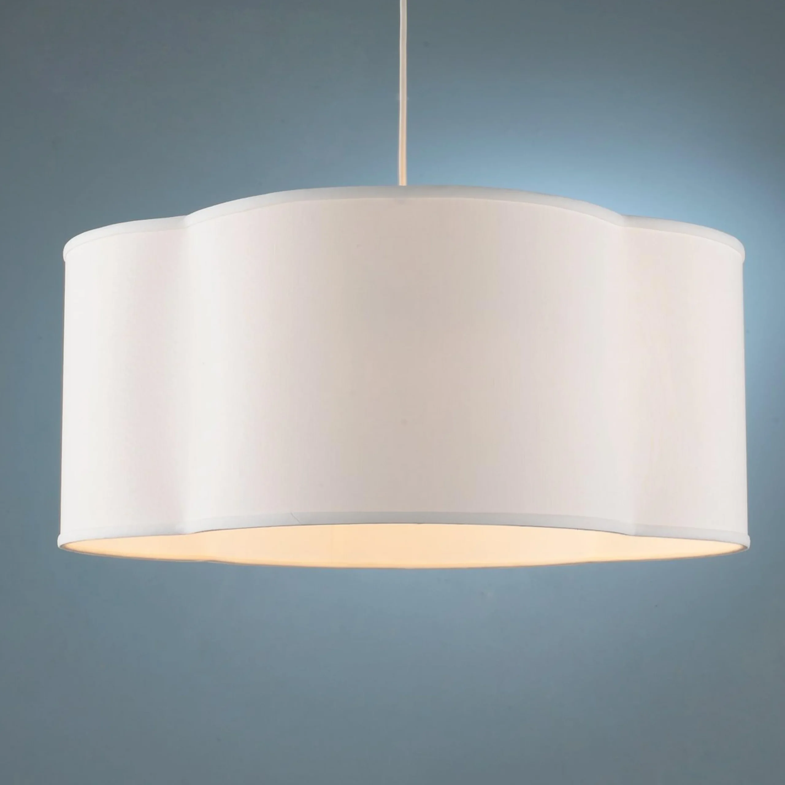 24" Quatrefoil Shade Pendant
