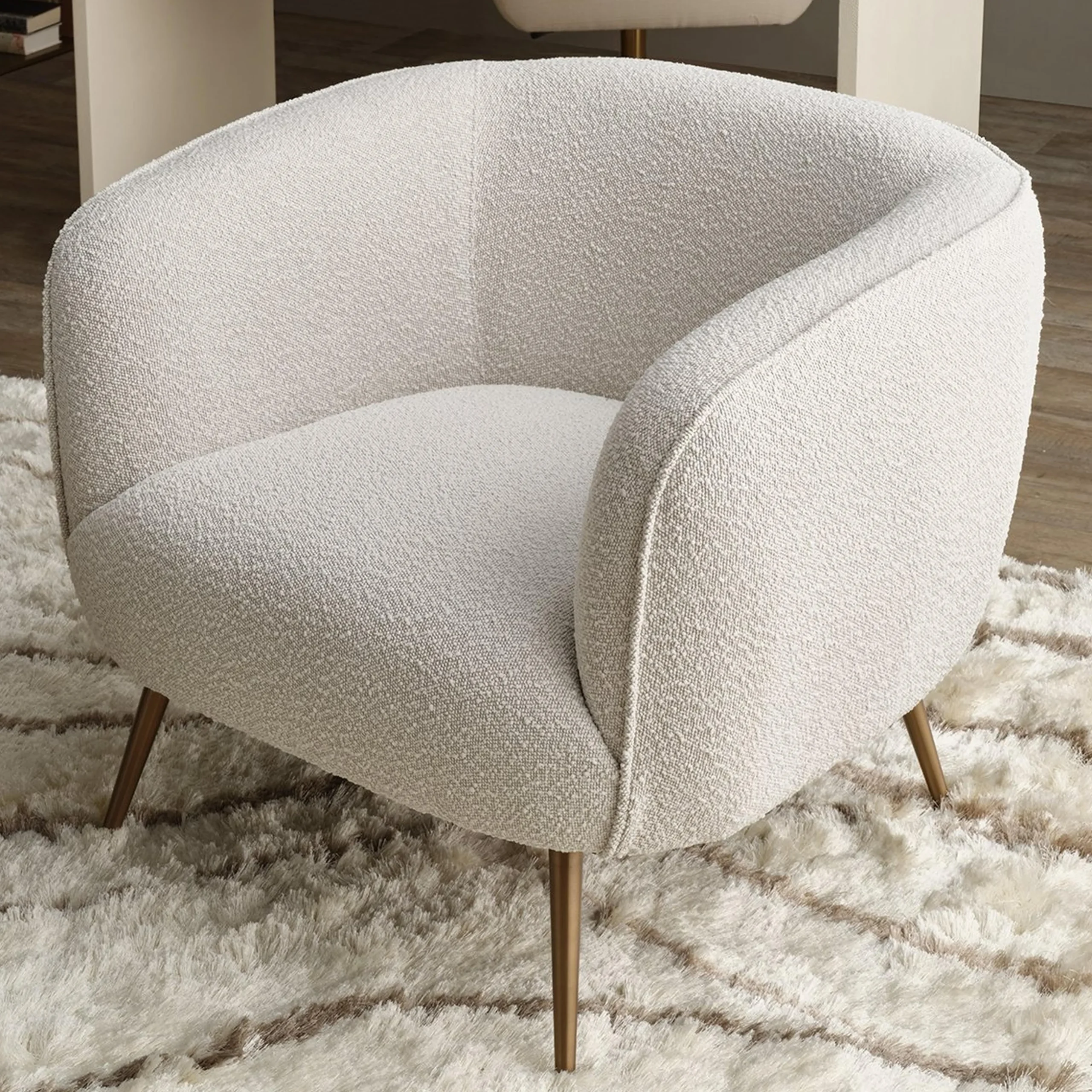 Abrazo Accent Chair