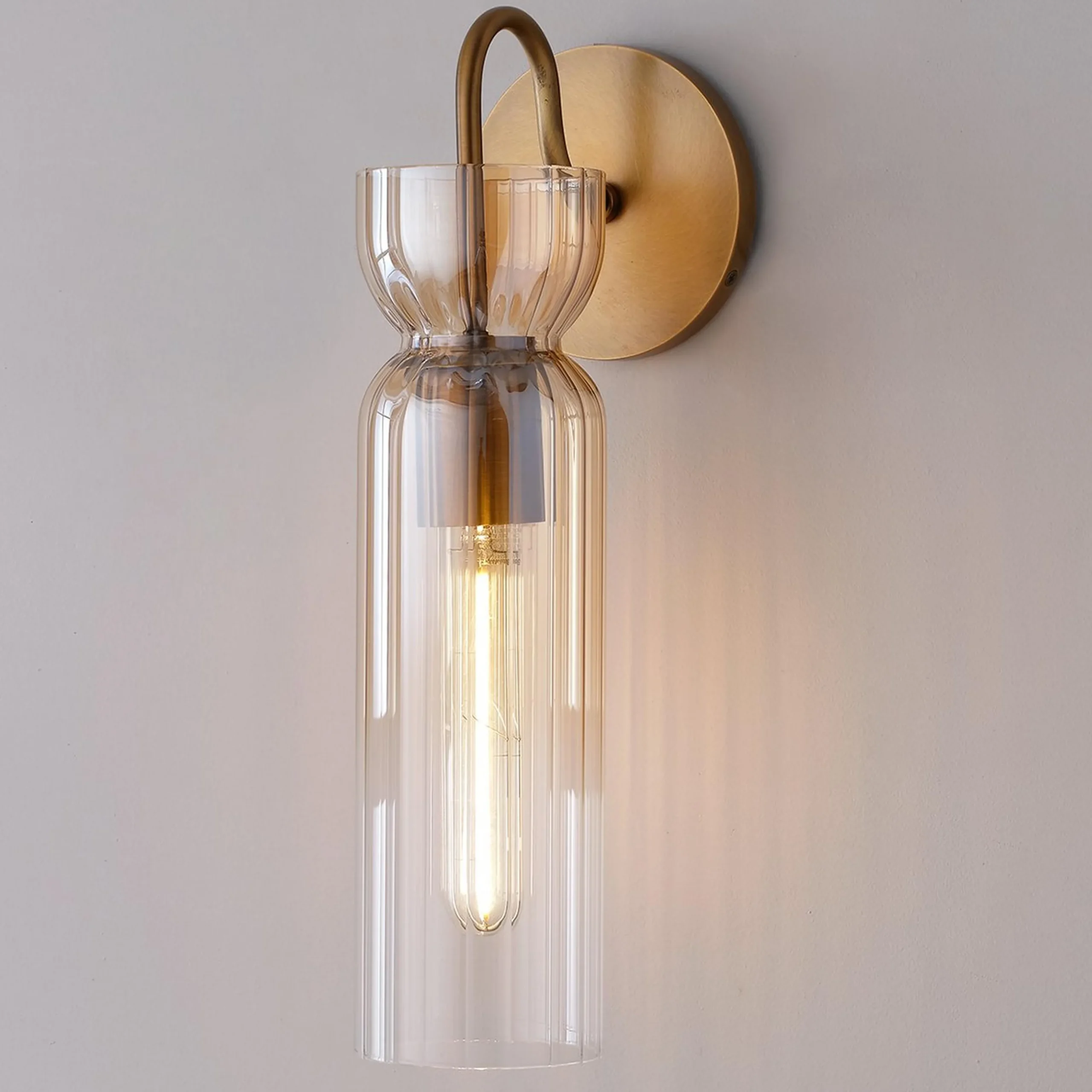 Aminah Sconce