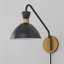 Arendelle Metal Swing Arm Sconce