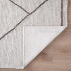 Ashfall Hand-Hooked Indoor/Outdoor Rug