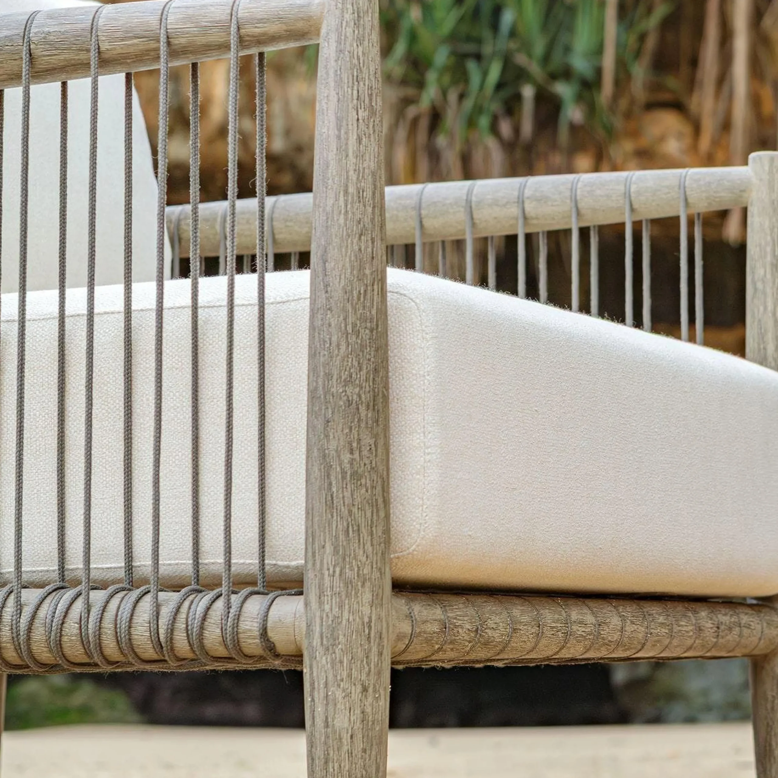 Belay Outdoor Lounge Chair