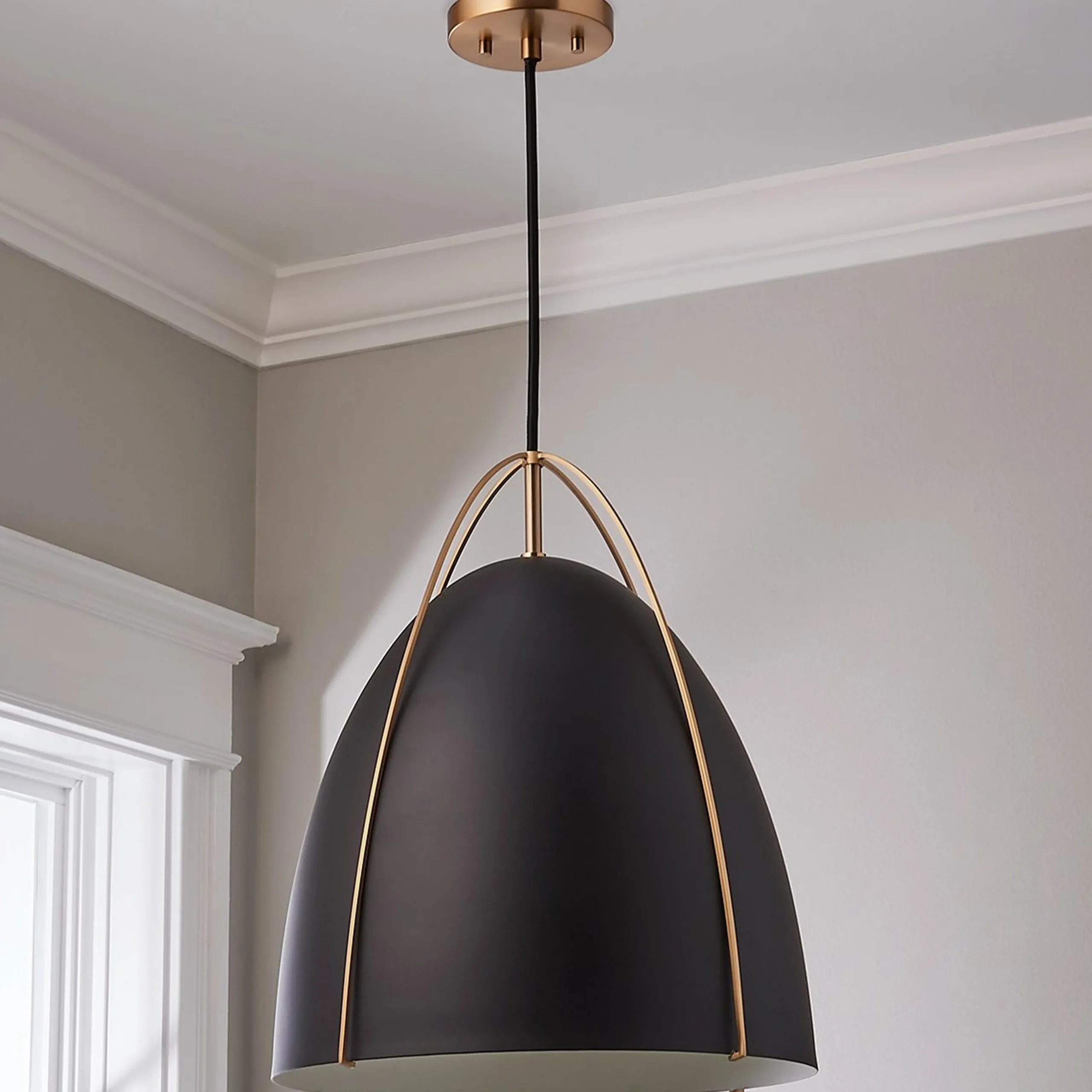 Bentlee Pendant - Large