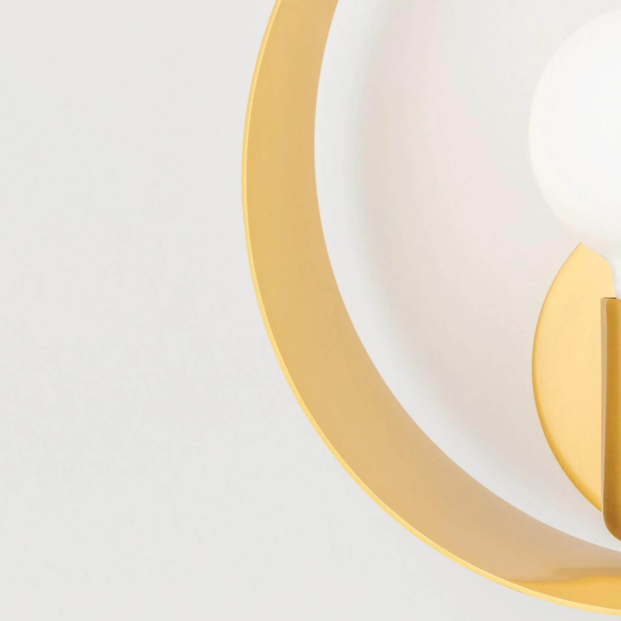 Caelum Sconce