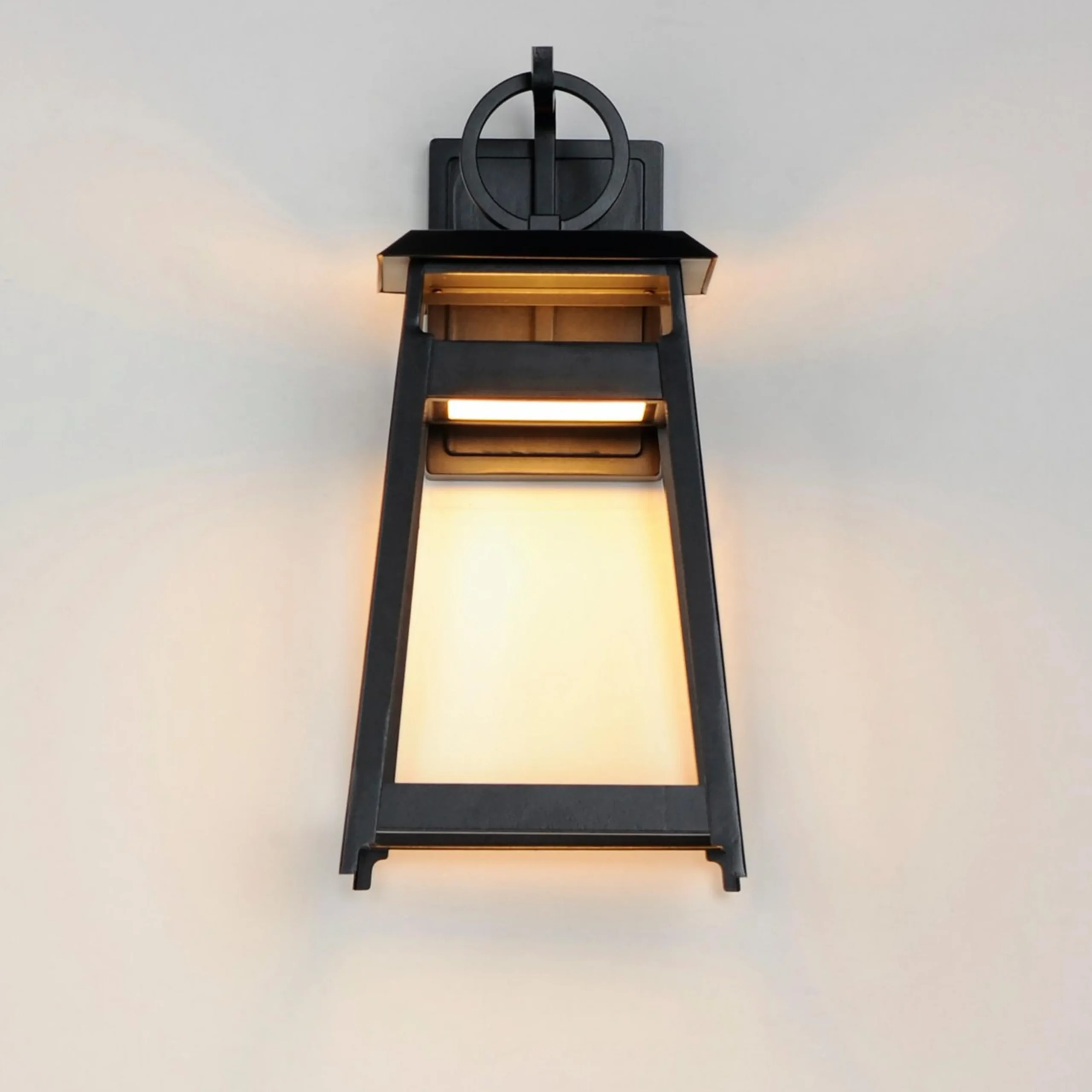 Camino LED Outdoor Sconce - Medium