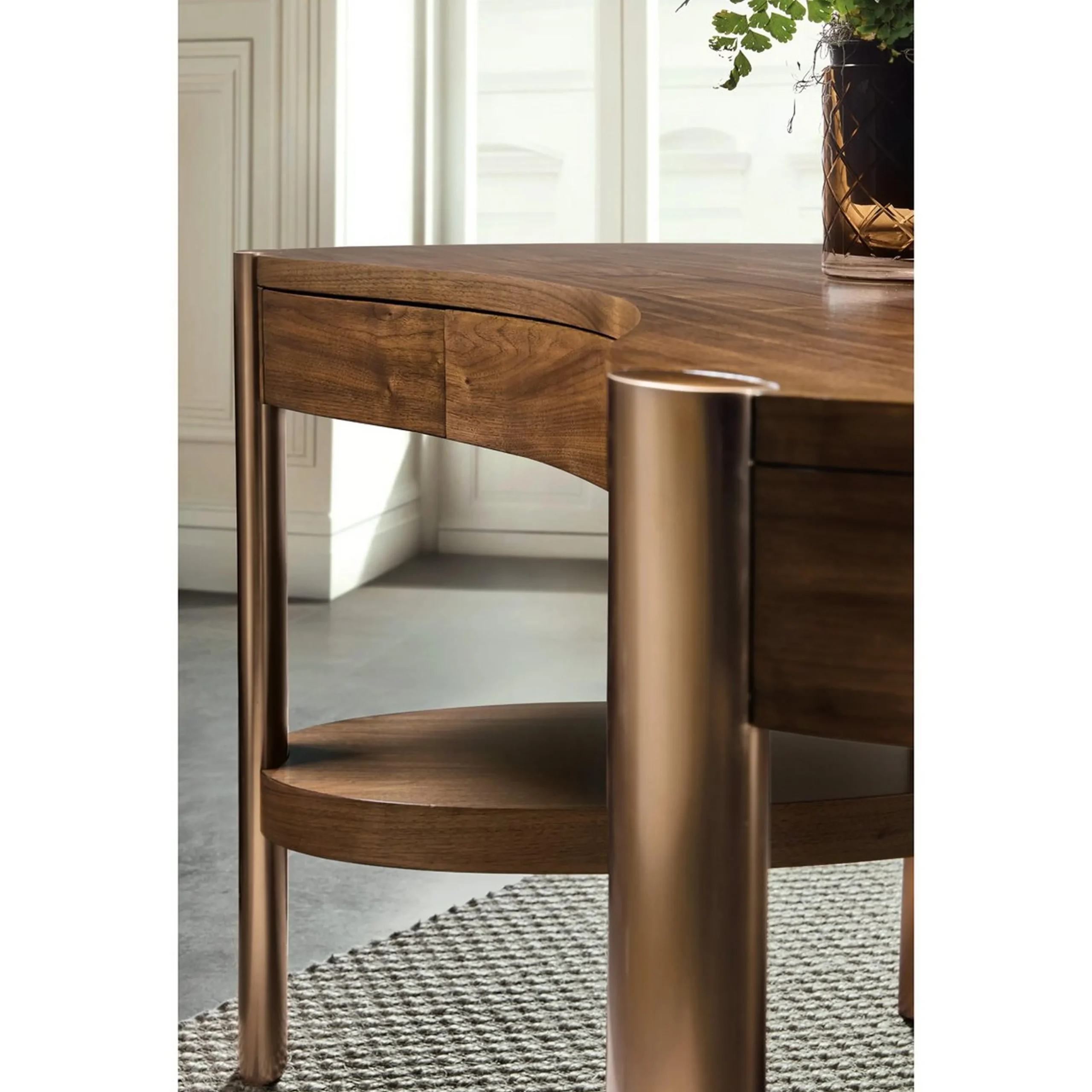 Cecily Desk