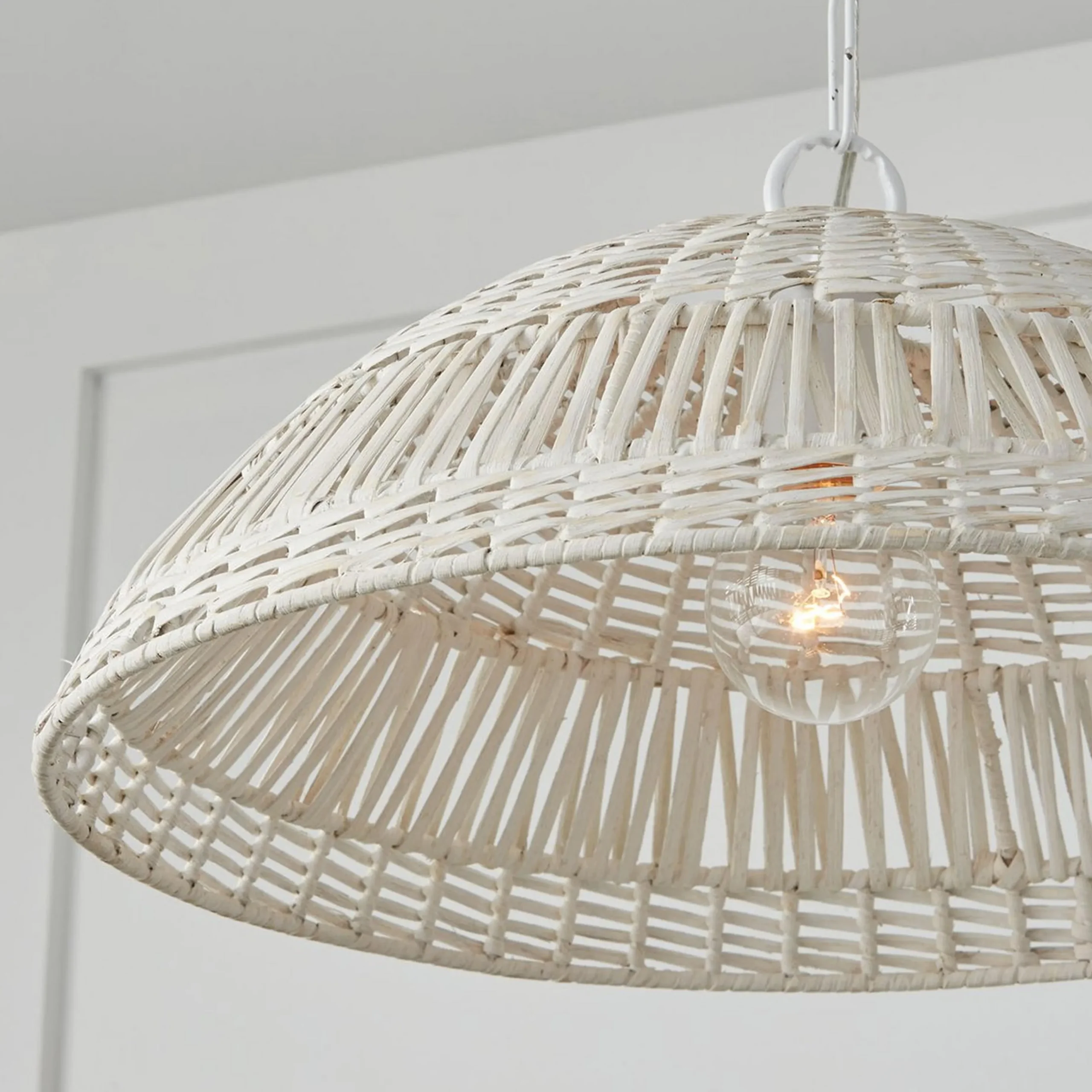 Channel Side Saucer Pendant