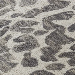 Cheerful Cheetah Hand-Hooked Rug