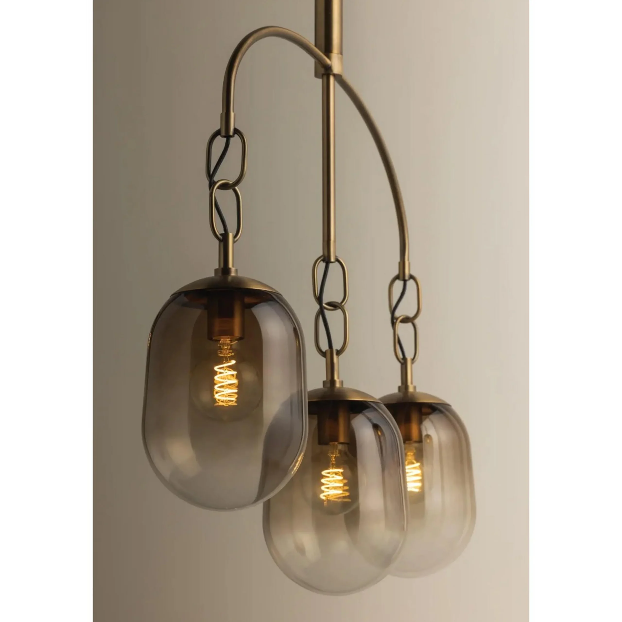 Circumstellar Chandelier
