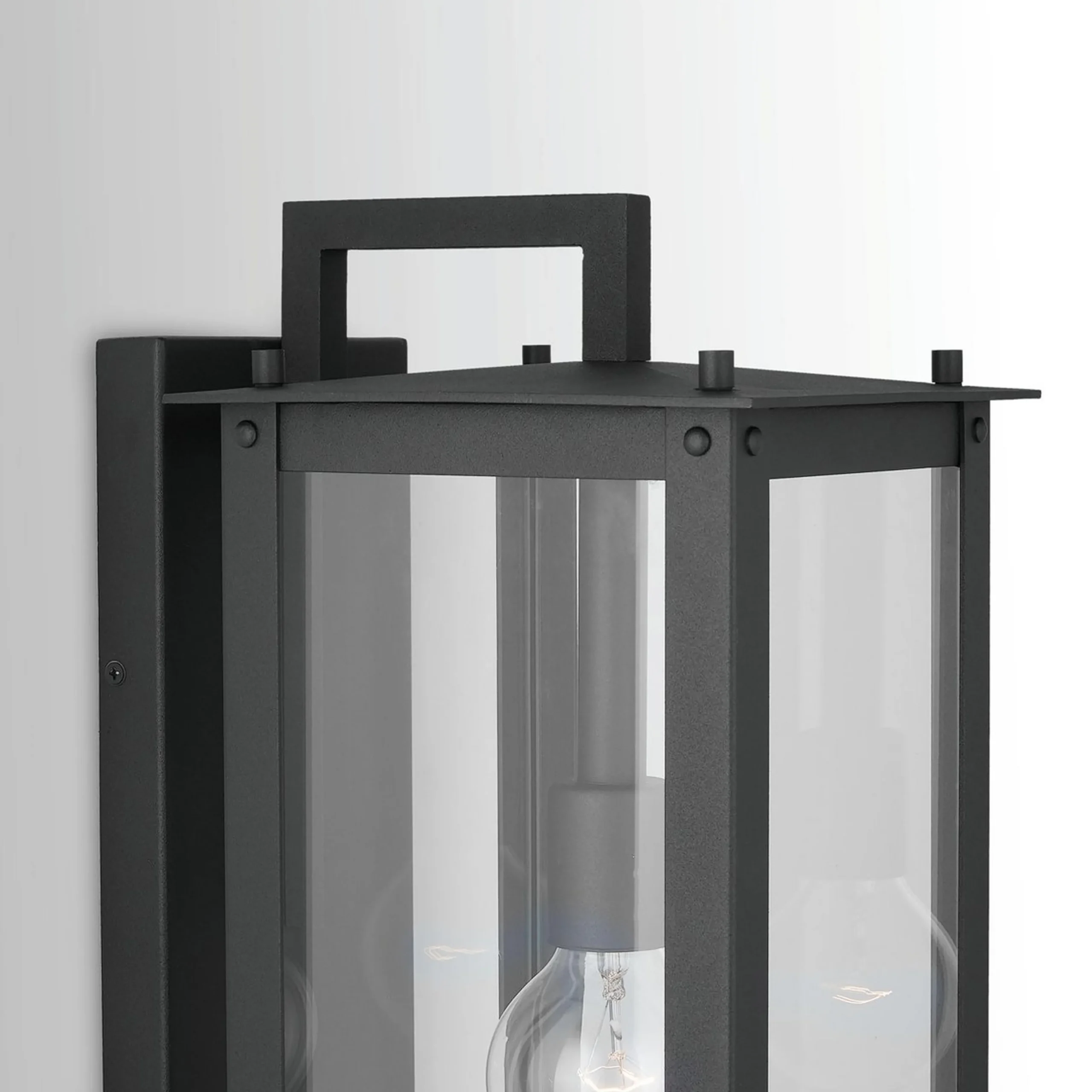 Classic Wistar Outdoor Sconce - Medium