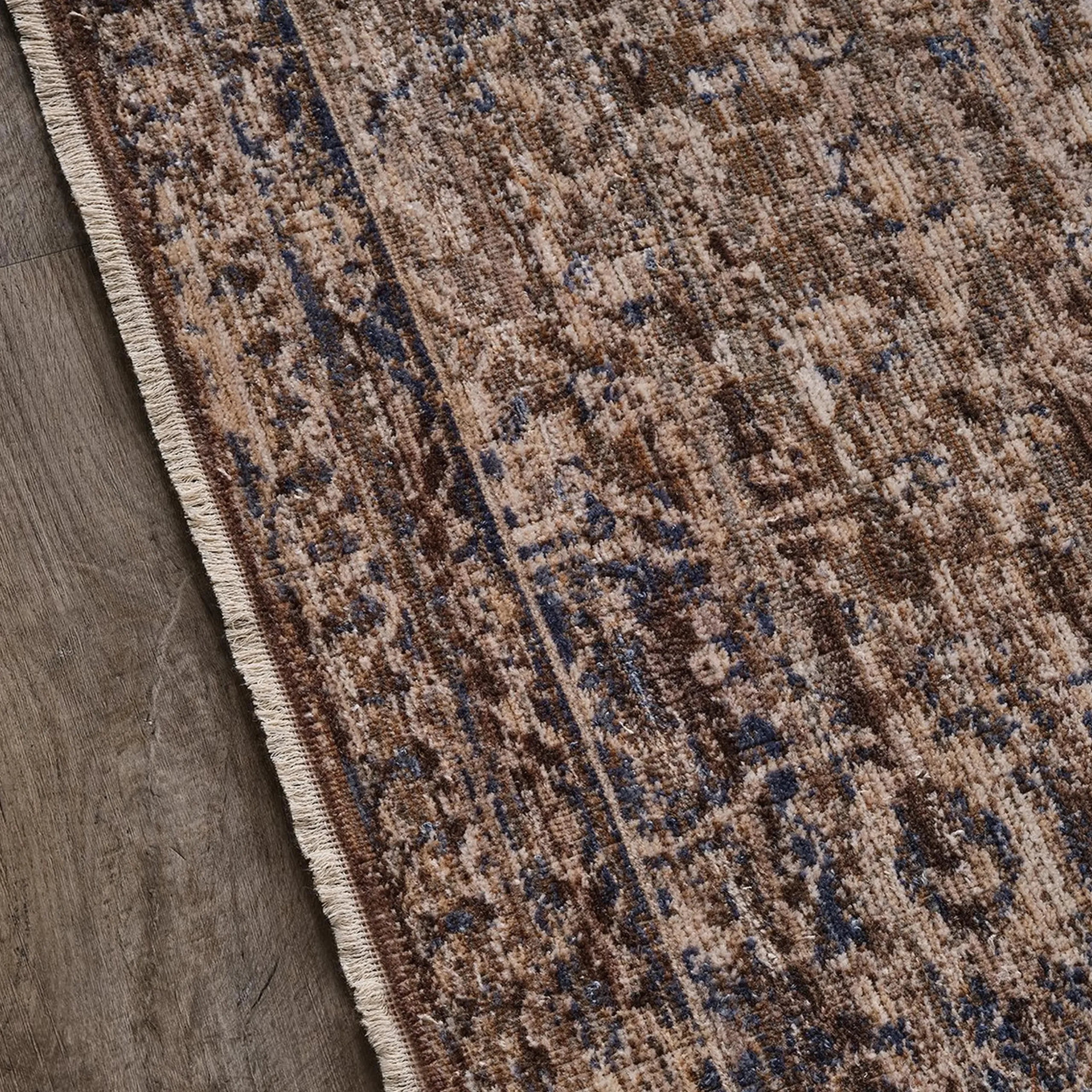Classically Cool Neutral Rug
