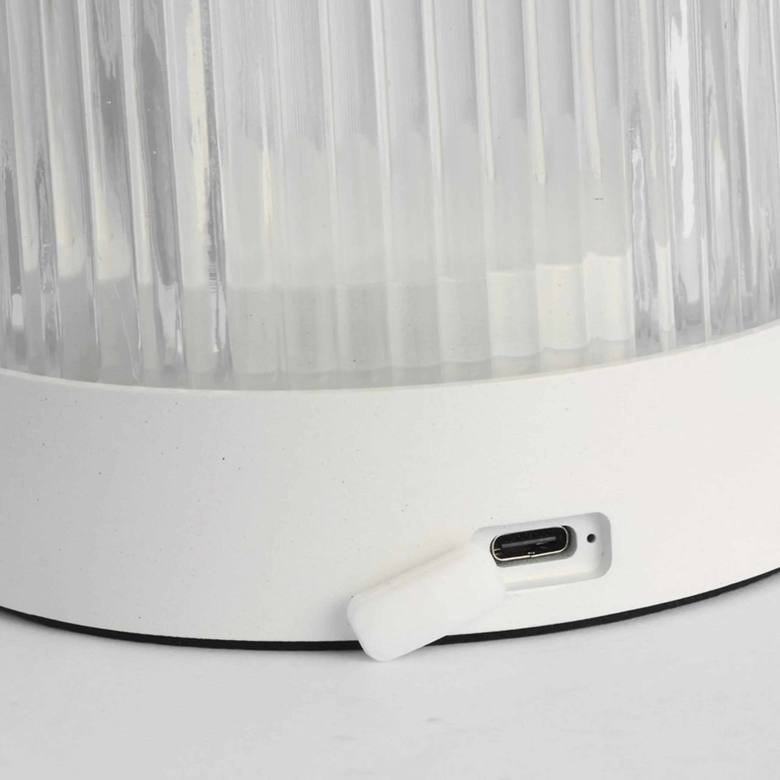 Clearwater Cordless LED Indoor/Outdoor Table Lamp