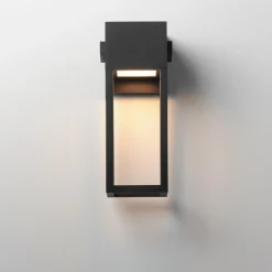 Colson Outdoor Sconce - Medium