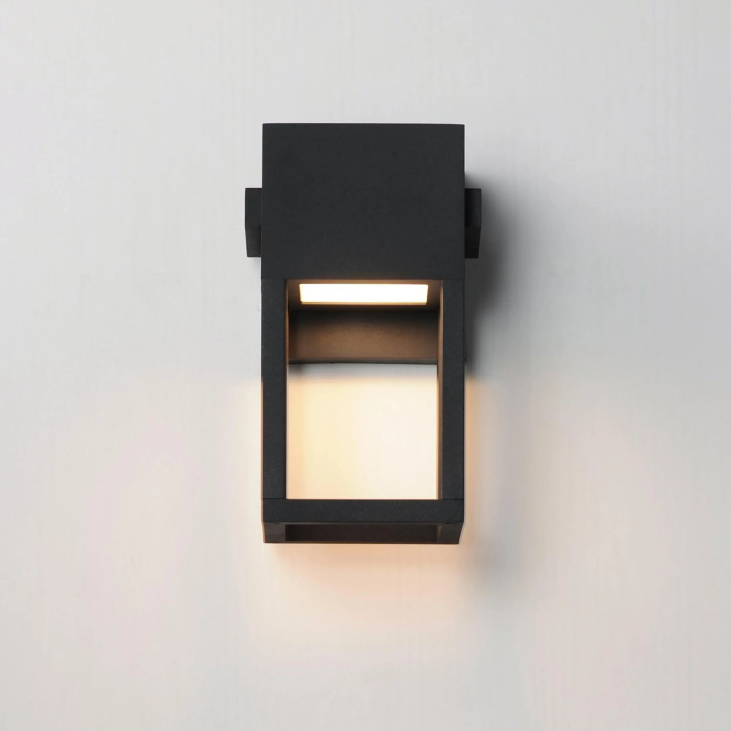 Colson Outdoor Sconce - Small