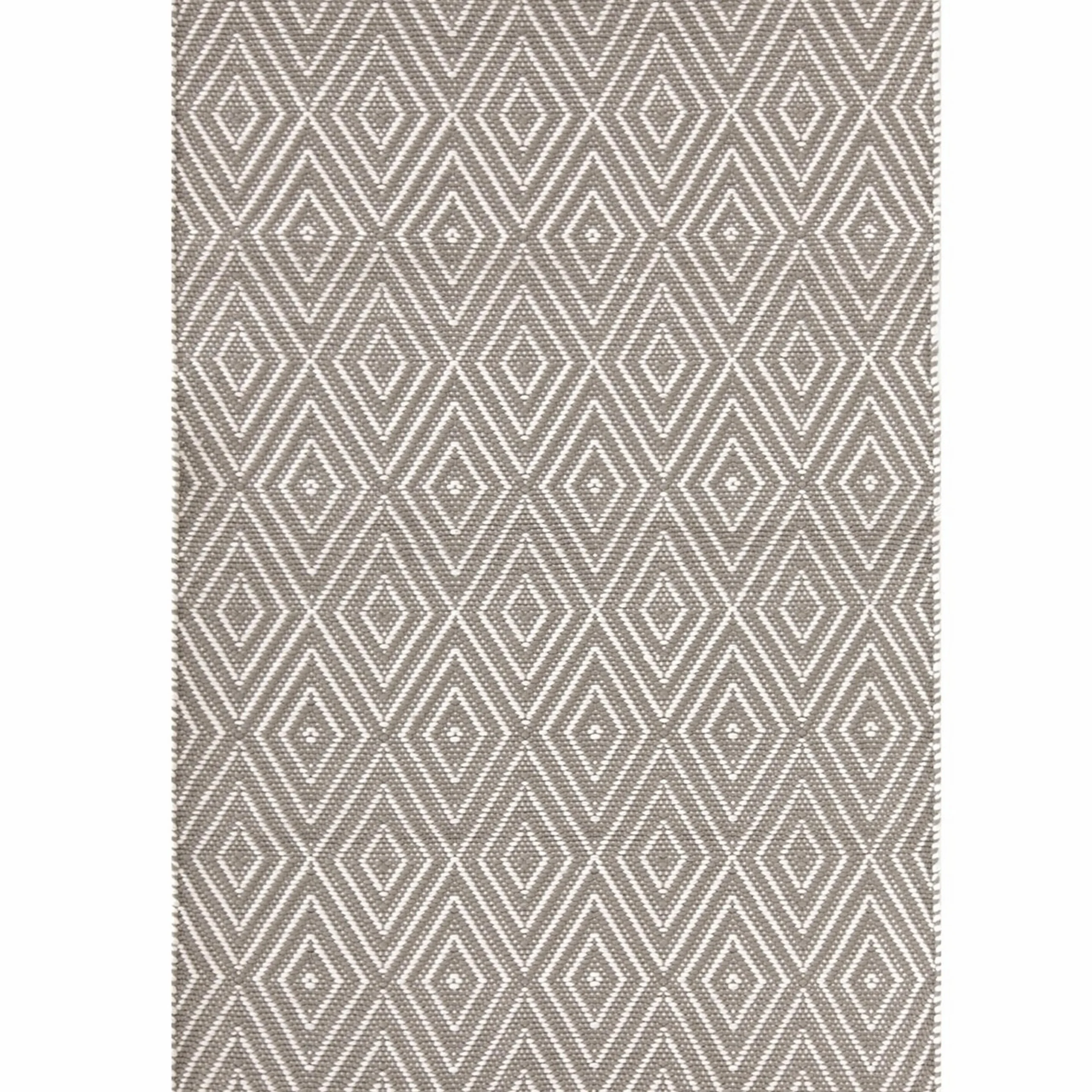 Concentric Diamond Indoor / Outdoor Rug