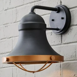 Contemporary Chic Outdoor Sconce