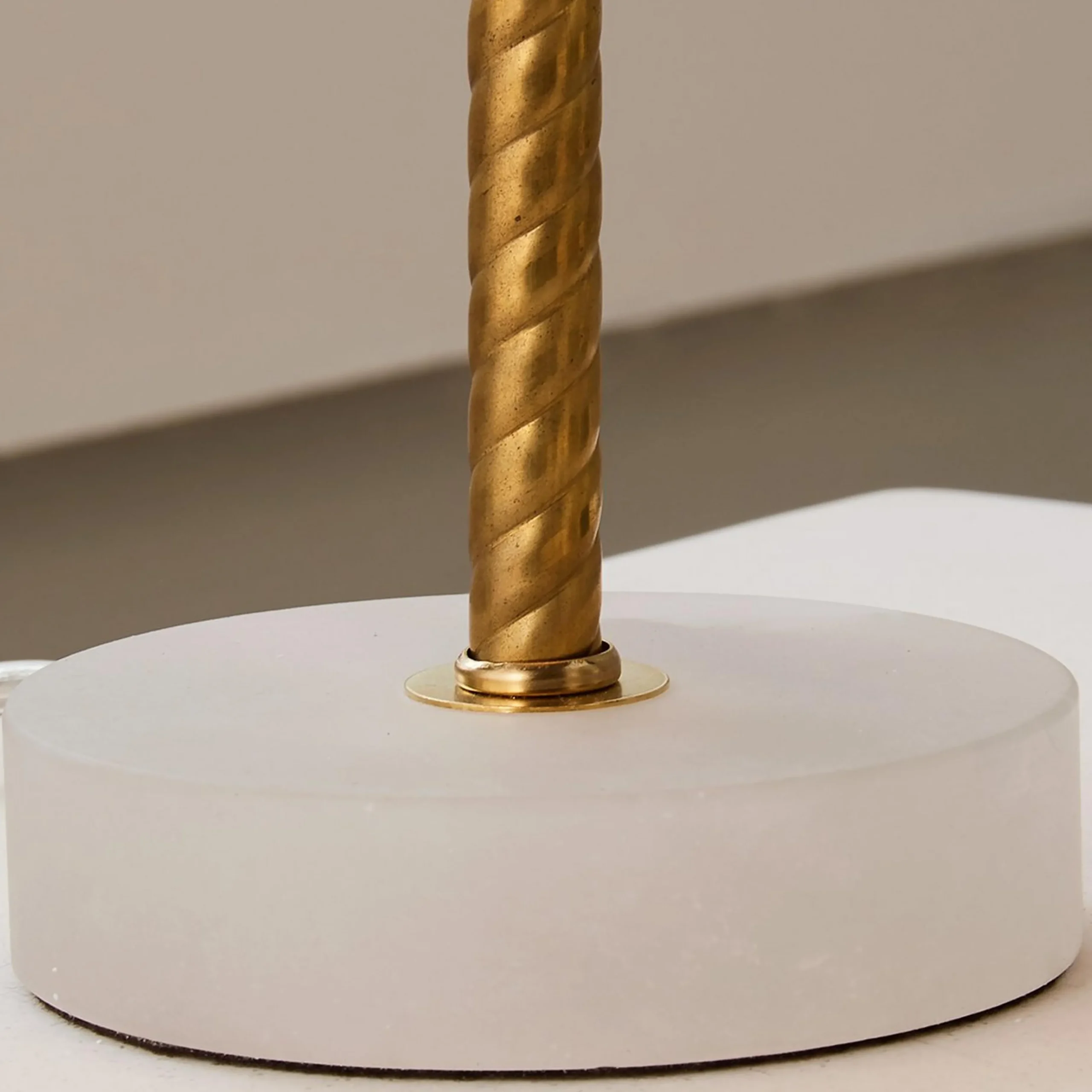Corda Table Lamp