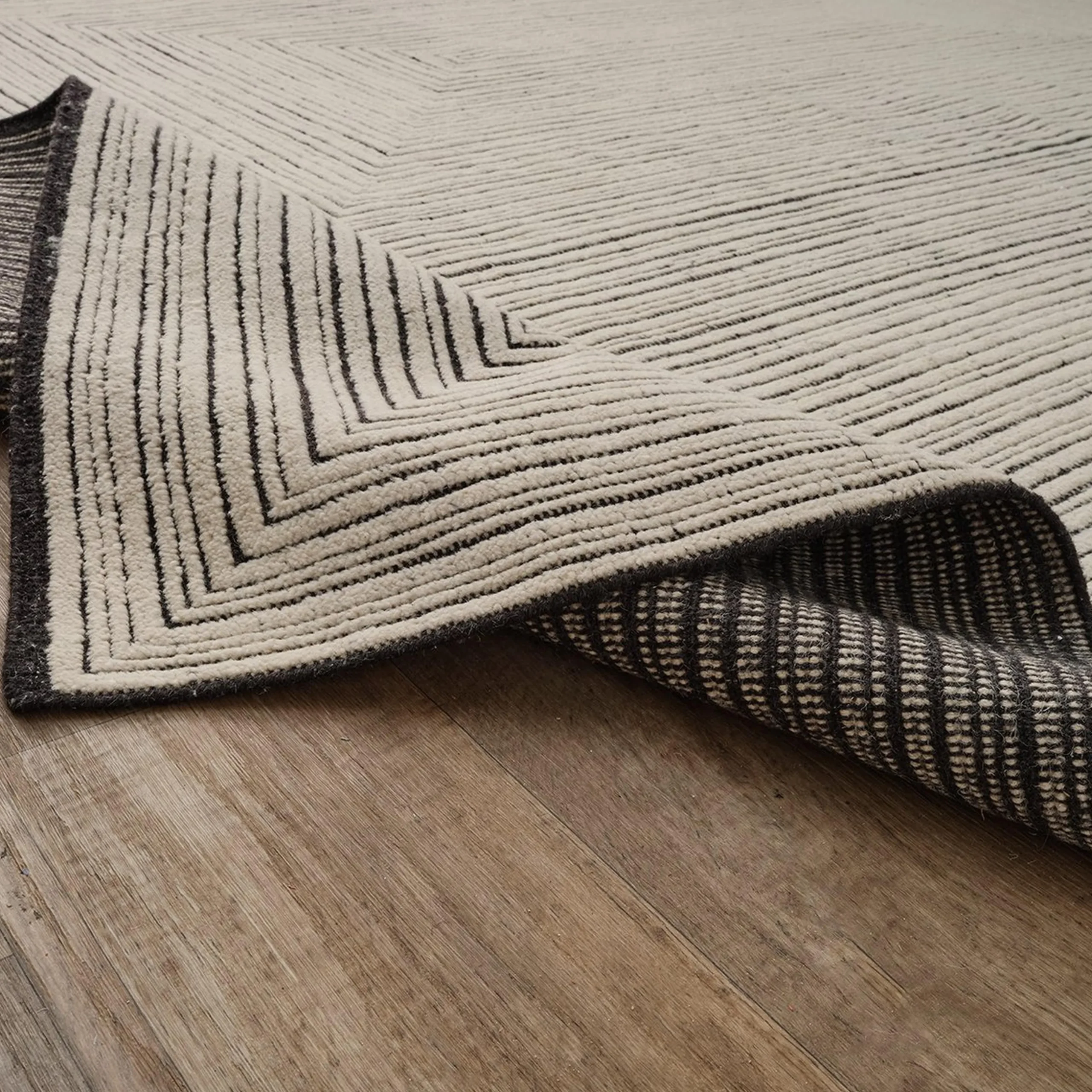 Corinth Hand-Knotted Rug