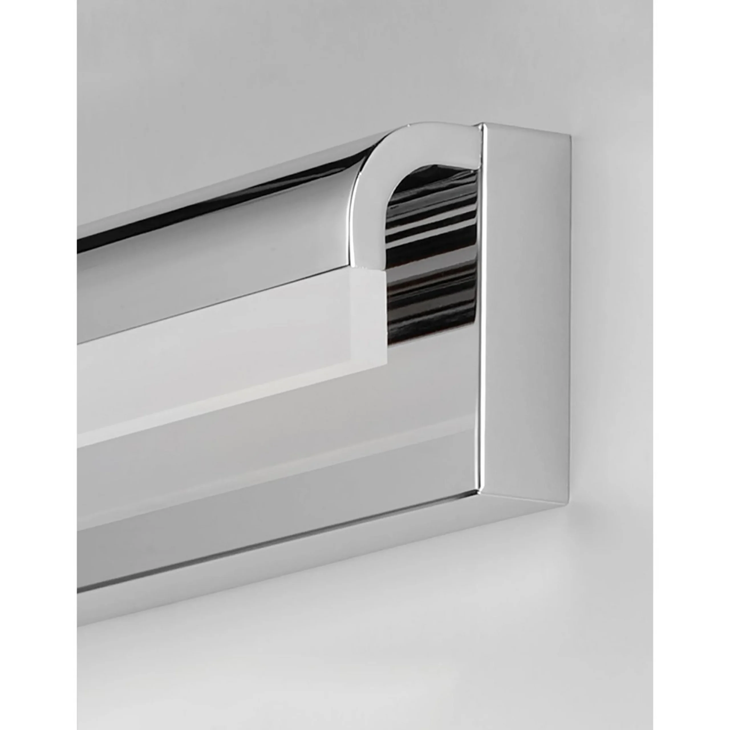 Curved LED Lean Vanity Light - X-Large