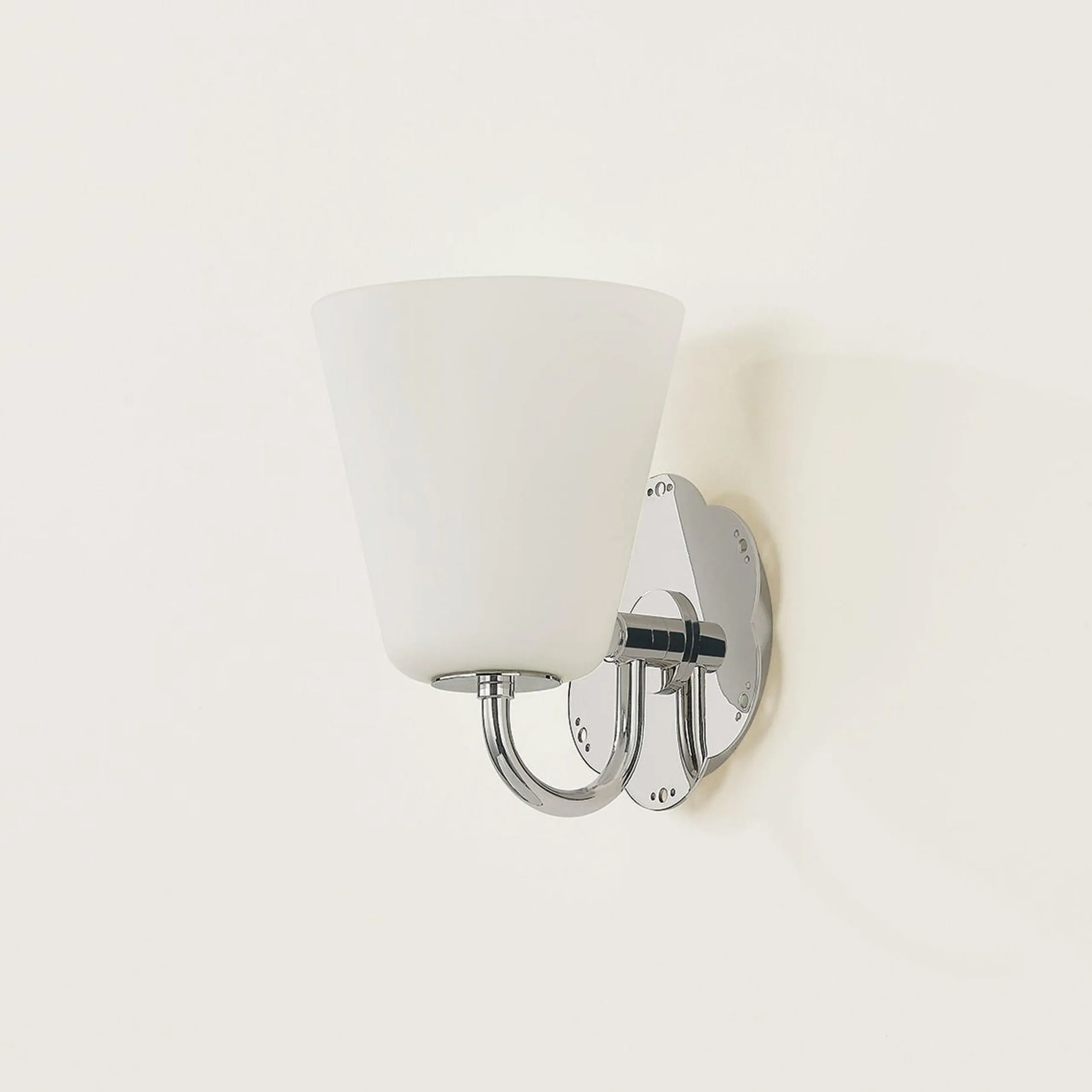 Delmar Bath Sconce