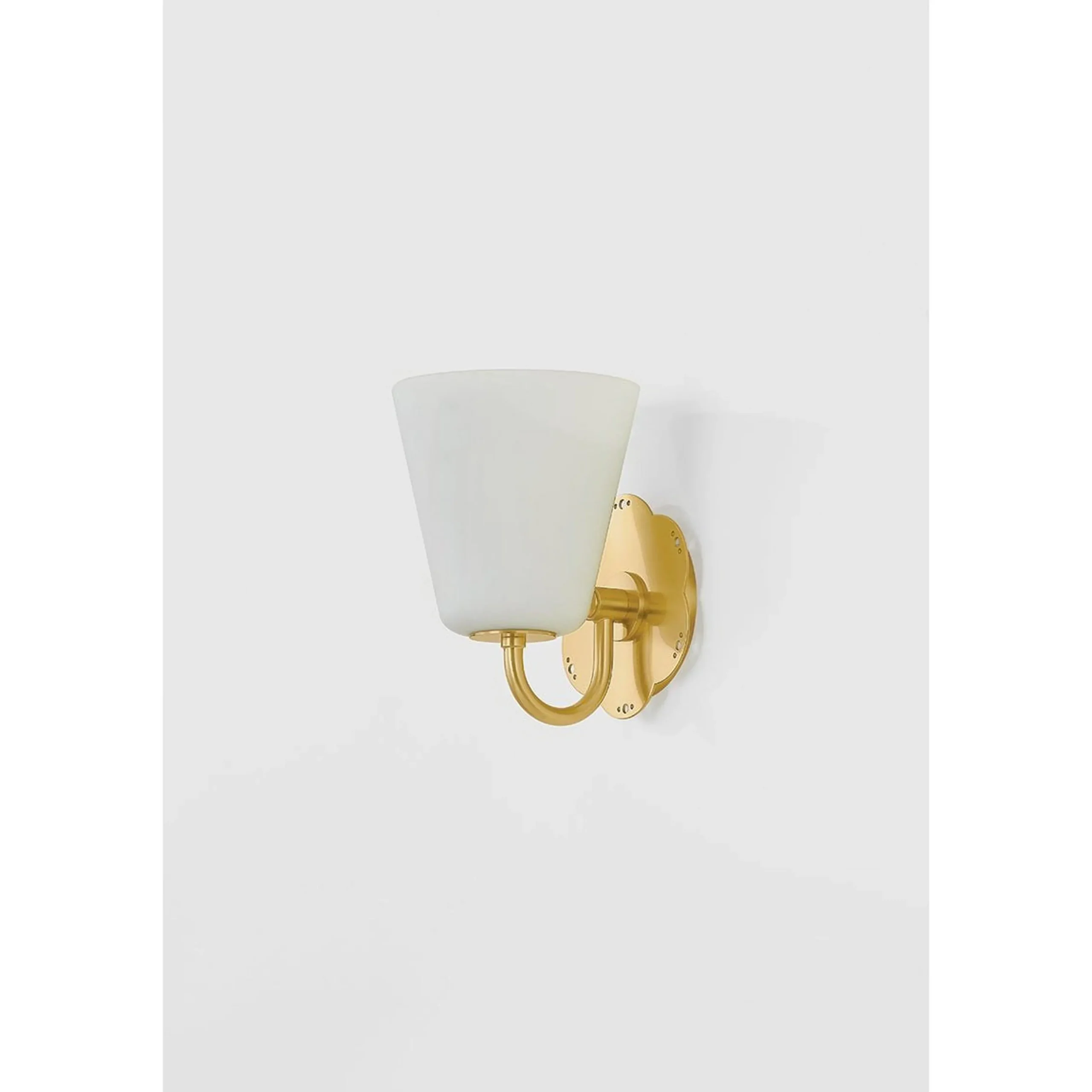 Delmar Bath Sconce