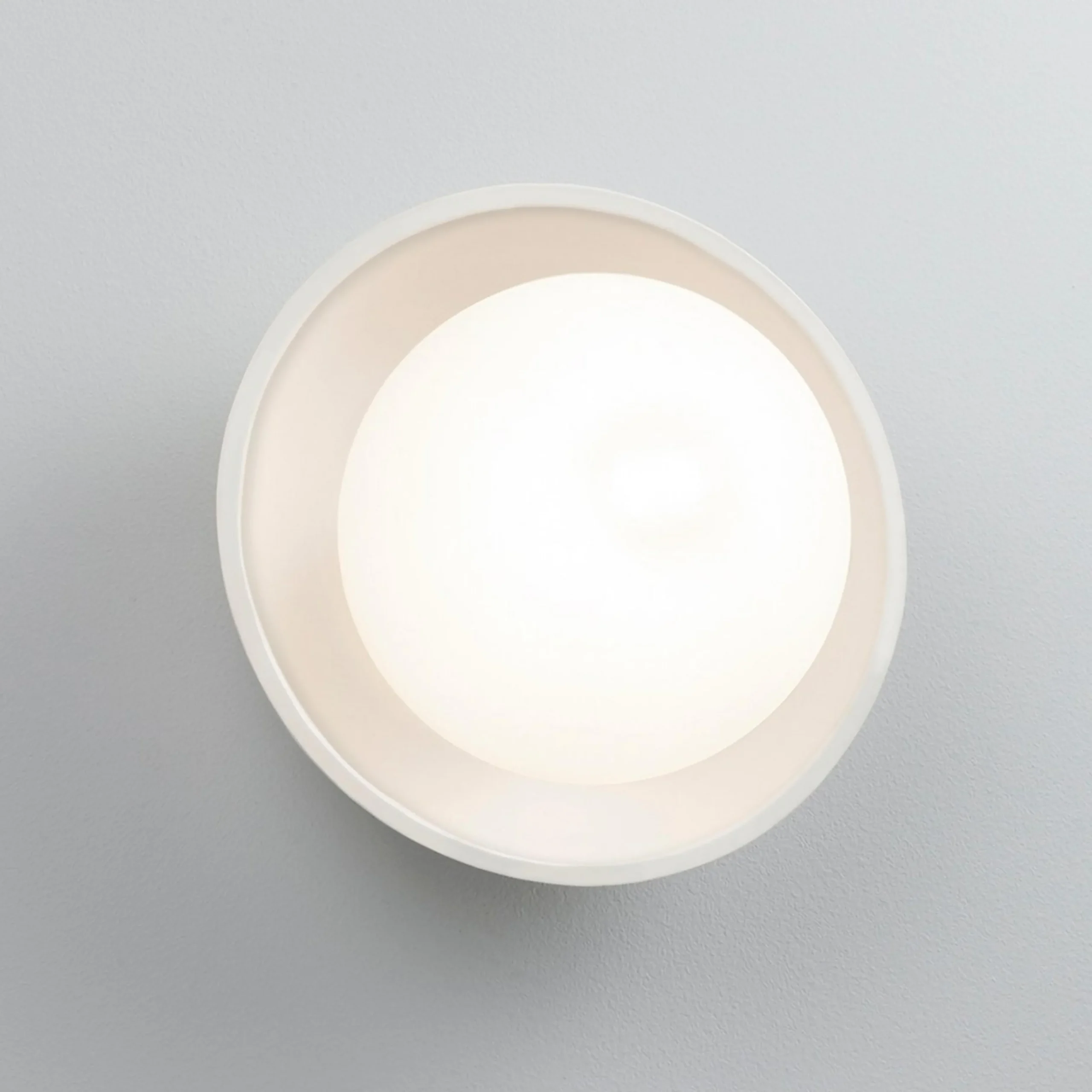 Delphi Ceramic Sconce - Bisque