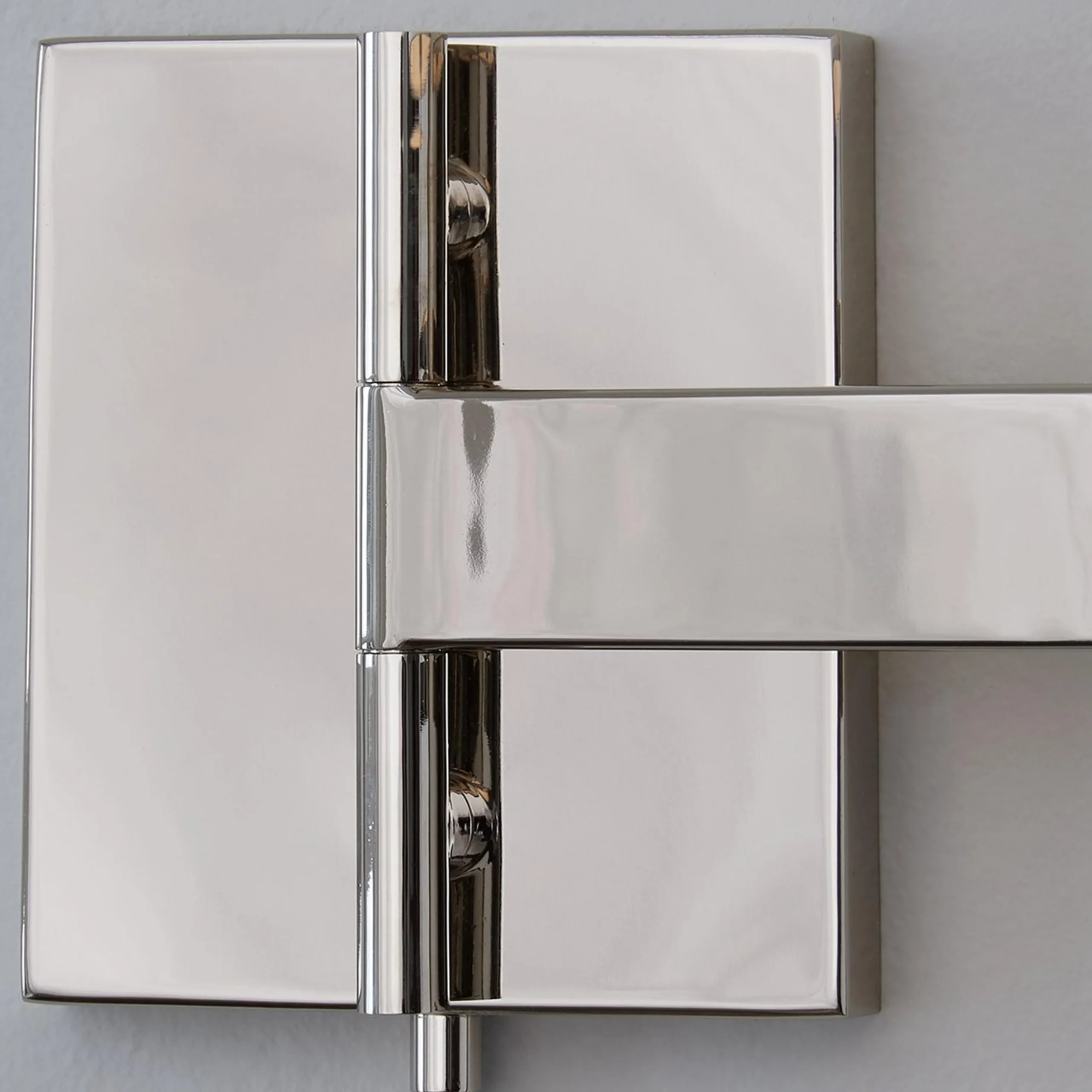 Delsin Swing Arm