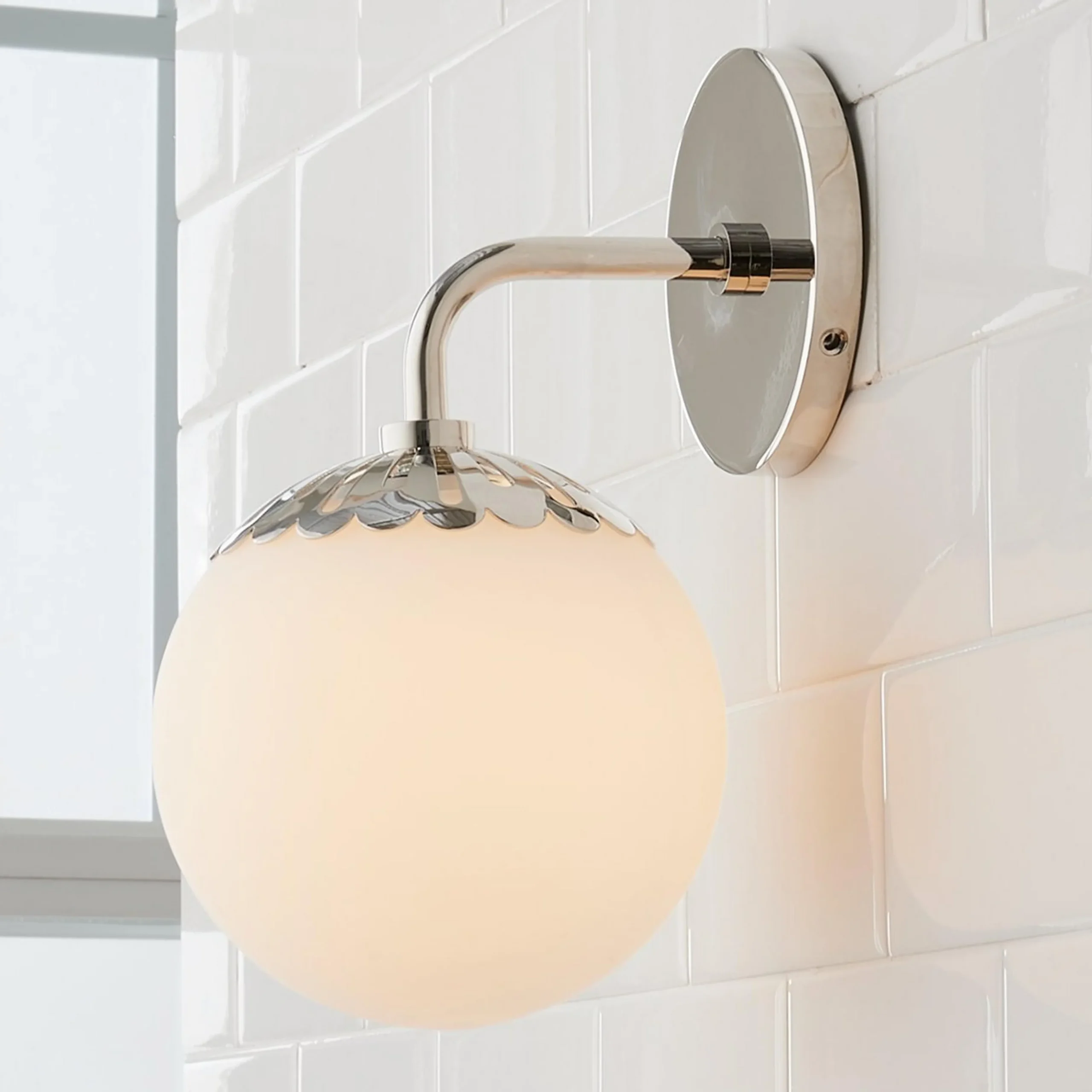 Dewdrop Globe Sconce