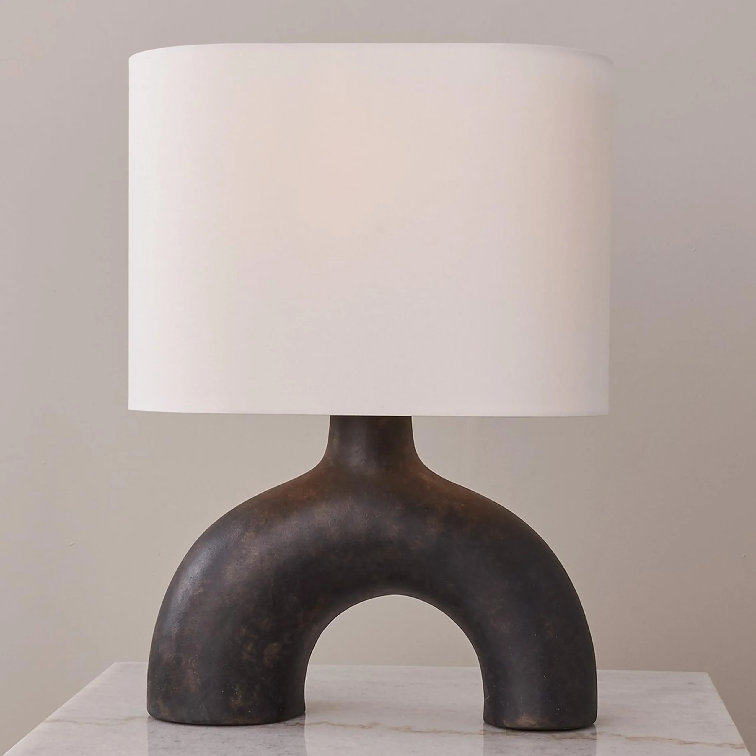 Dissolving Oval Table Lamp