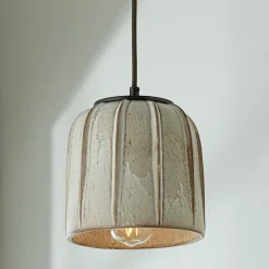 Distressed Cream Ridged Pot