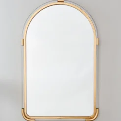 Dorthea Mirror