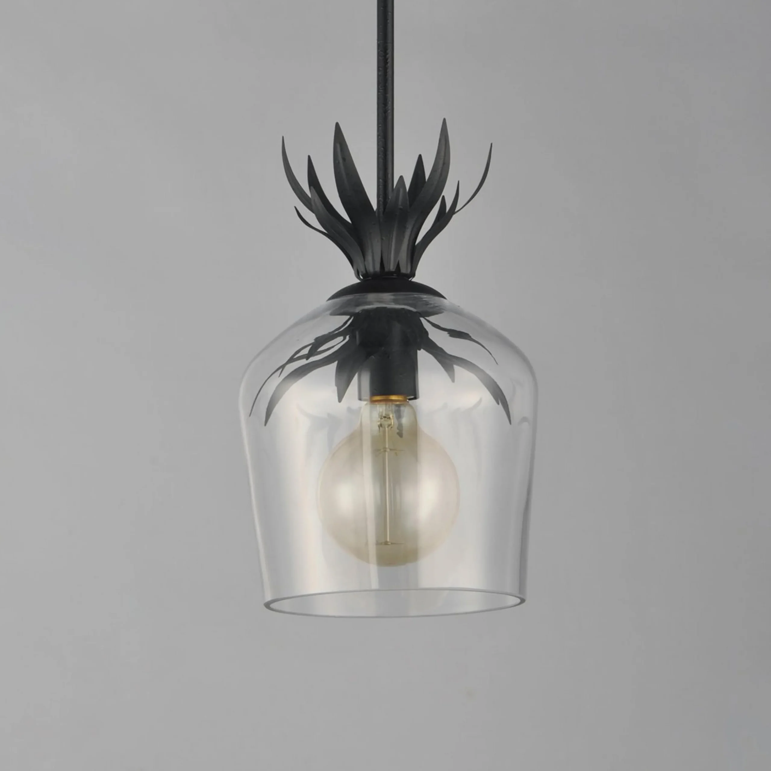 Eartha Pendant