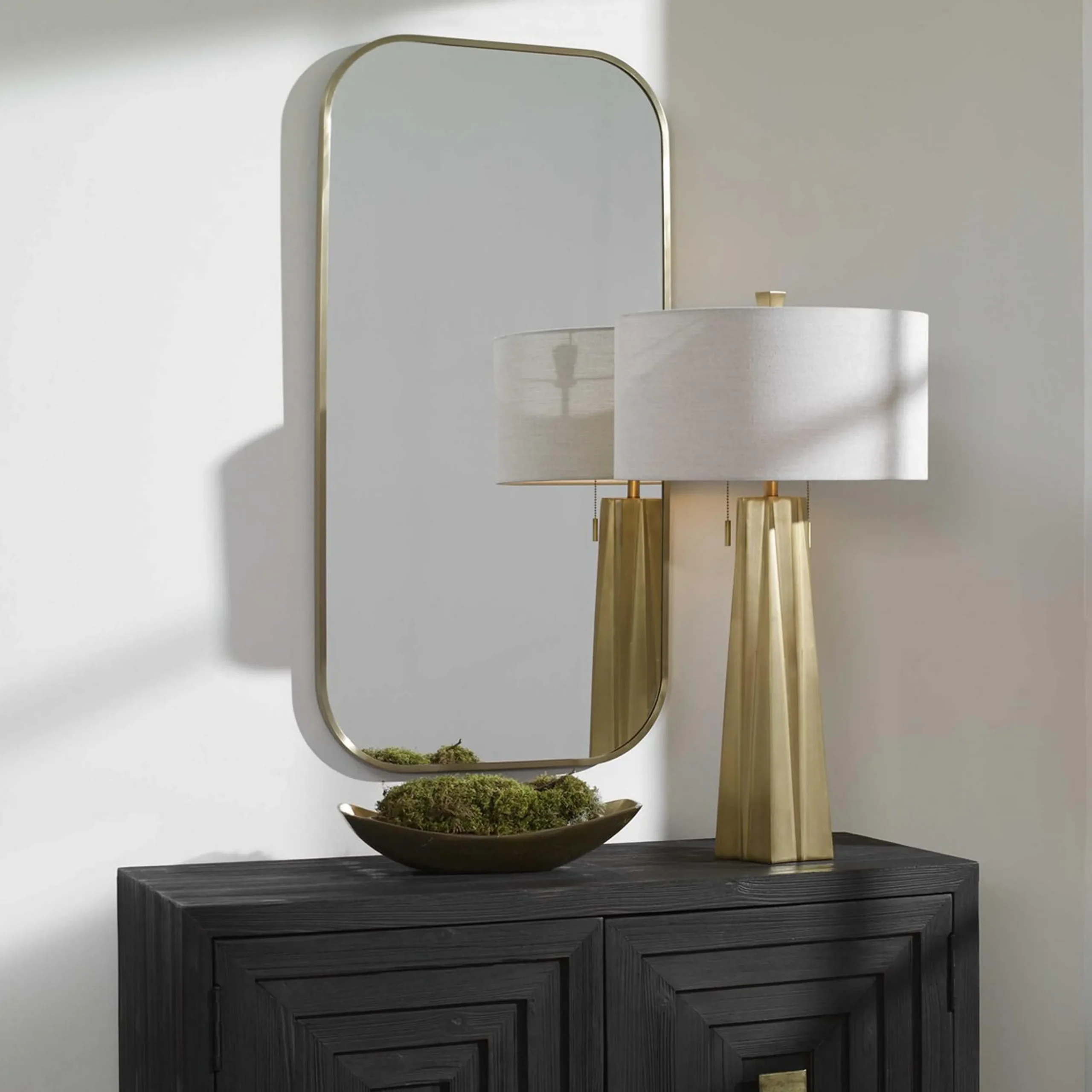 Elias Mirror