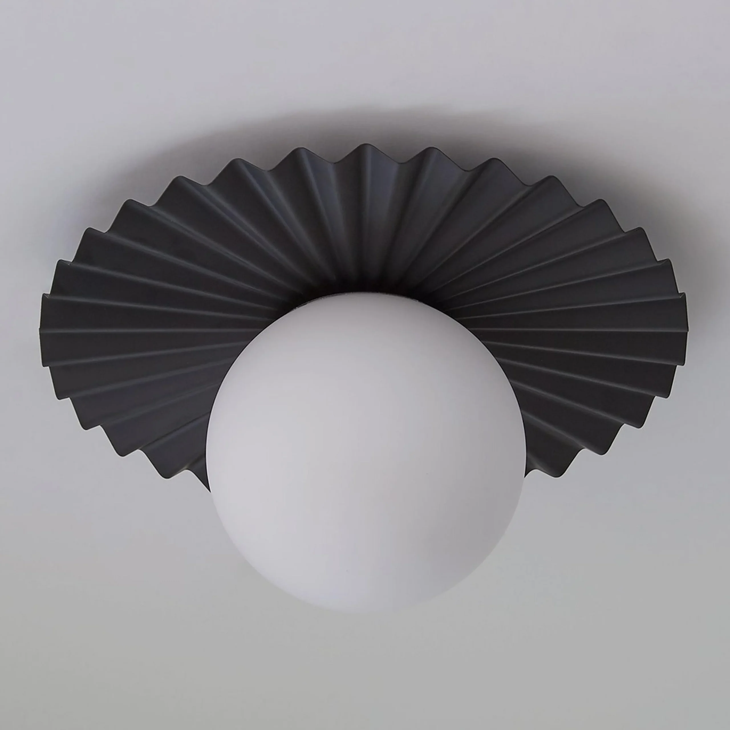 En Pointe Ceiling Light - Small