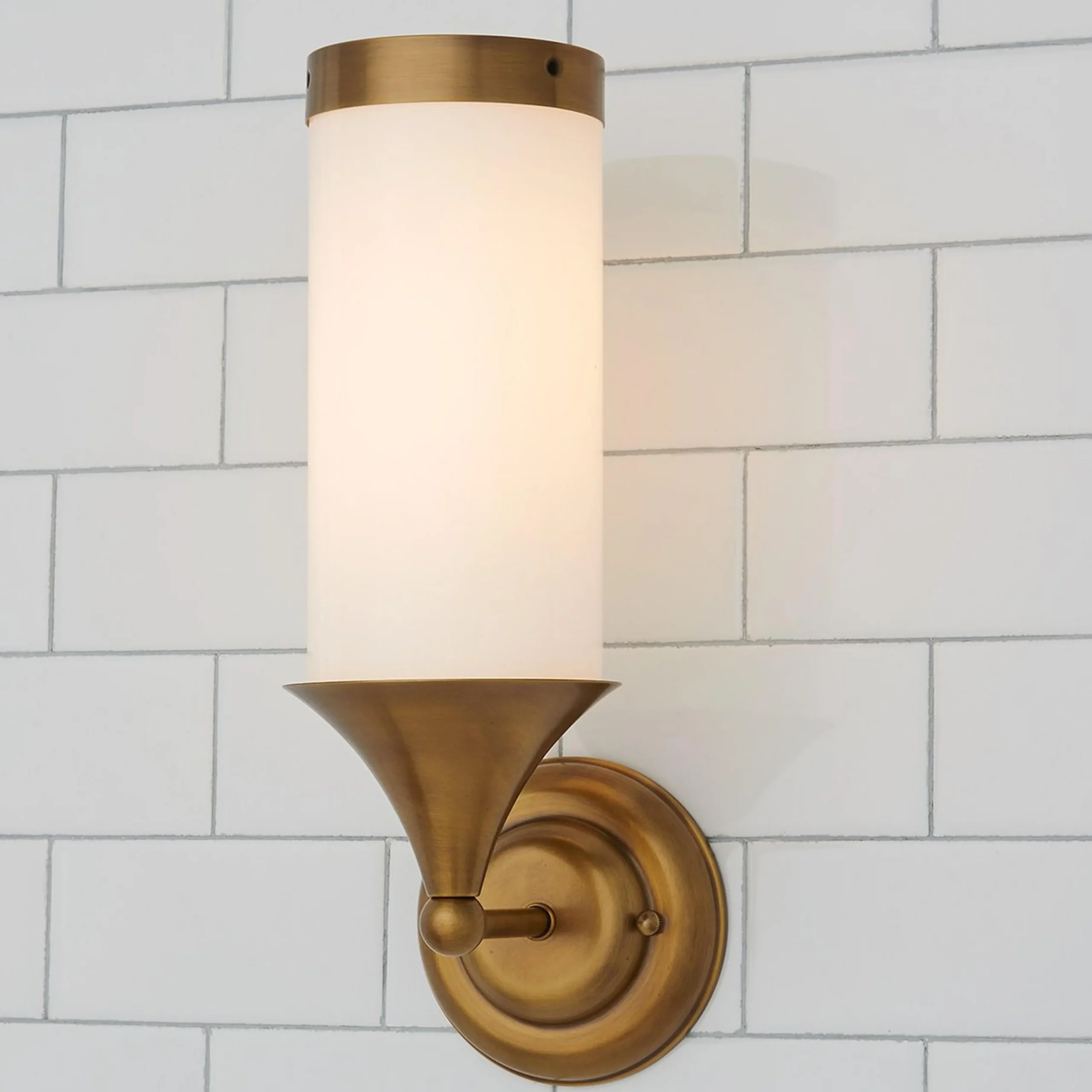 Erin & Ben Co. Flatiron Bath Sconce