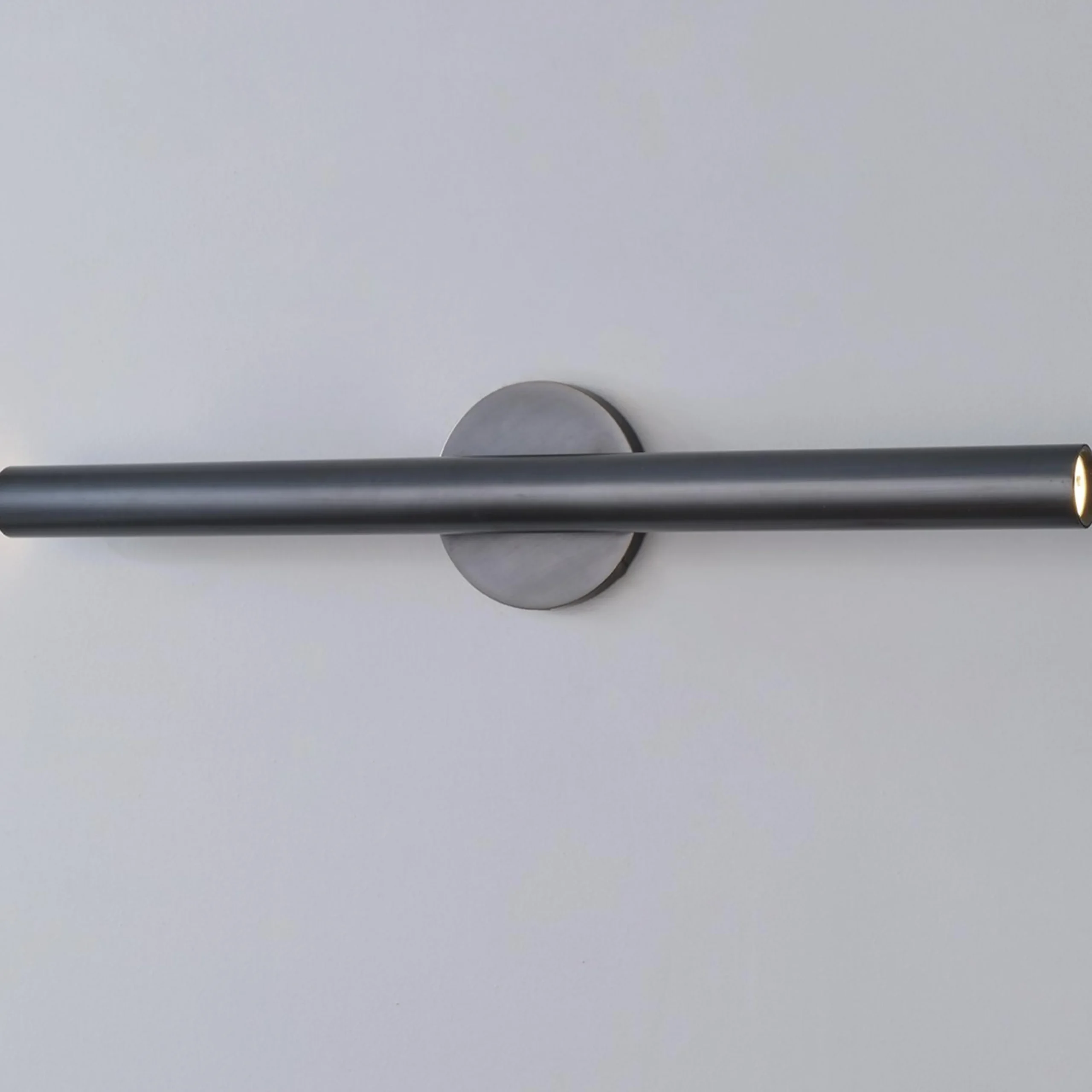 Evander LED Sconce