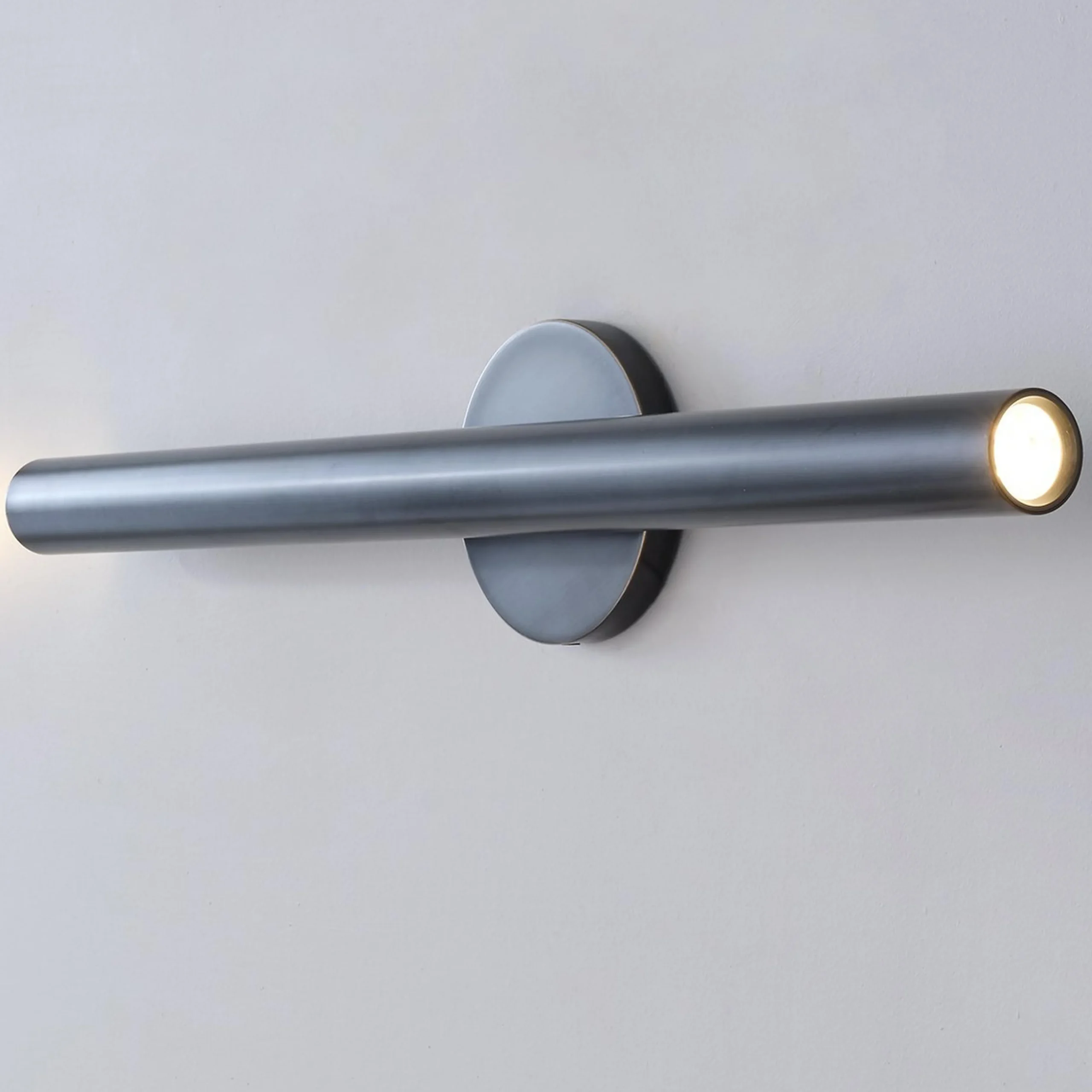 Evander LED Sconce