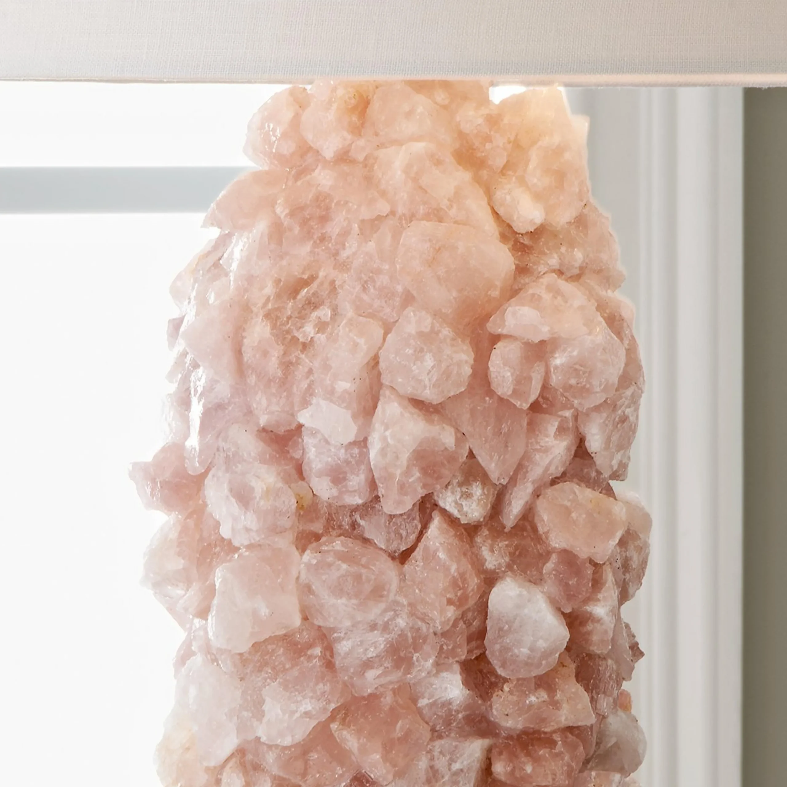 Exquisite Chroma Stones Table Lamp