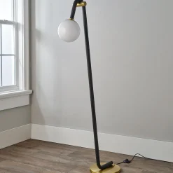Flexure Floor Lamp