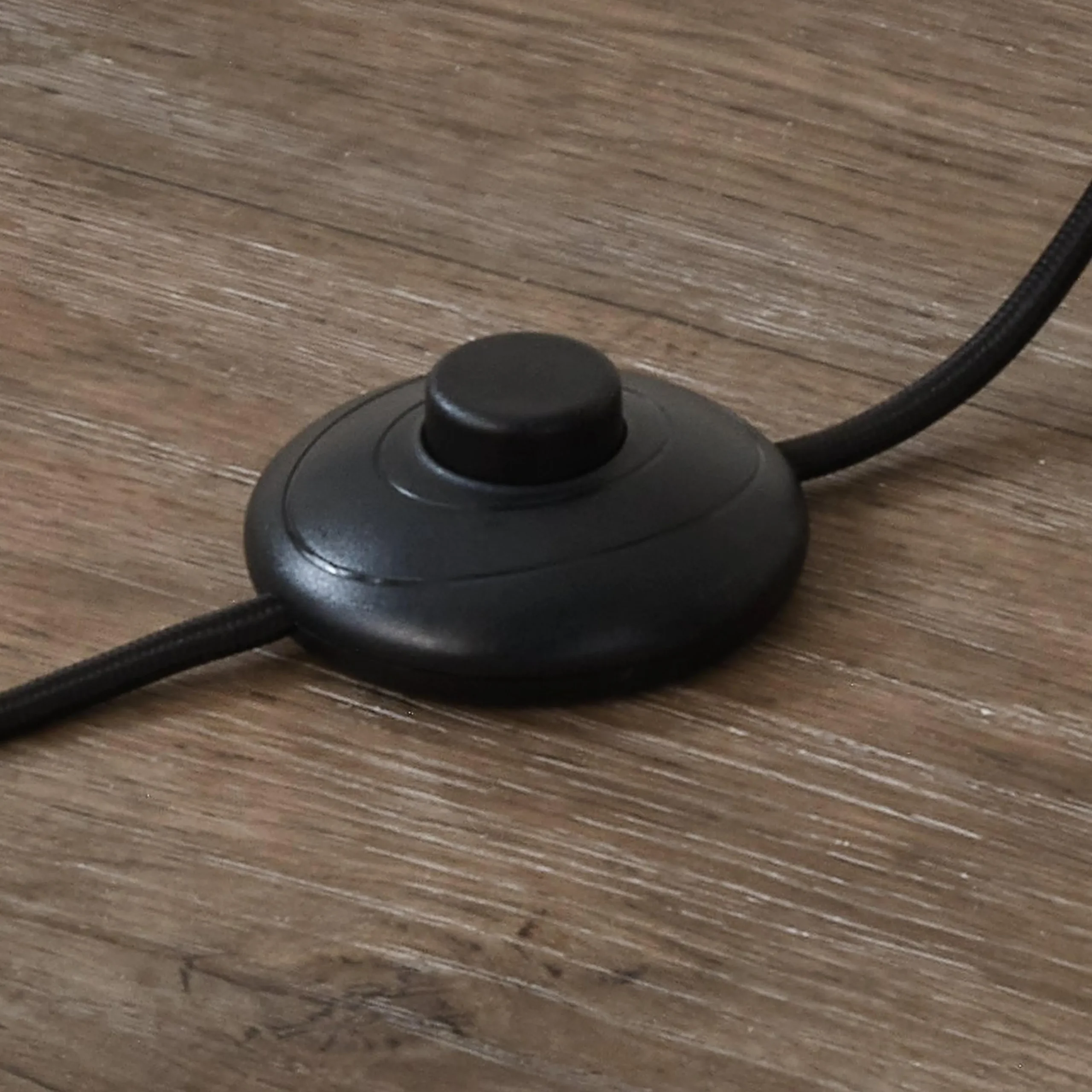 Flexure Floor Lamp