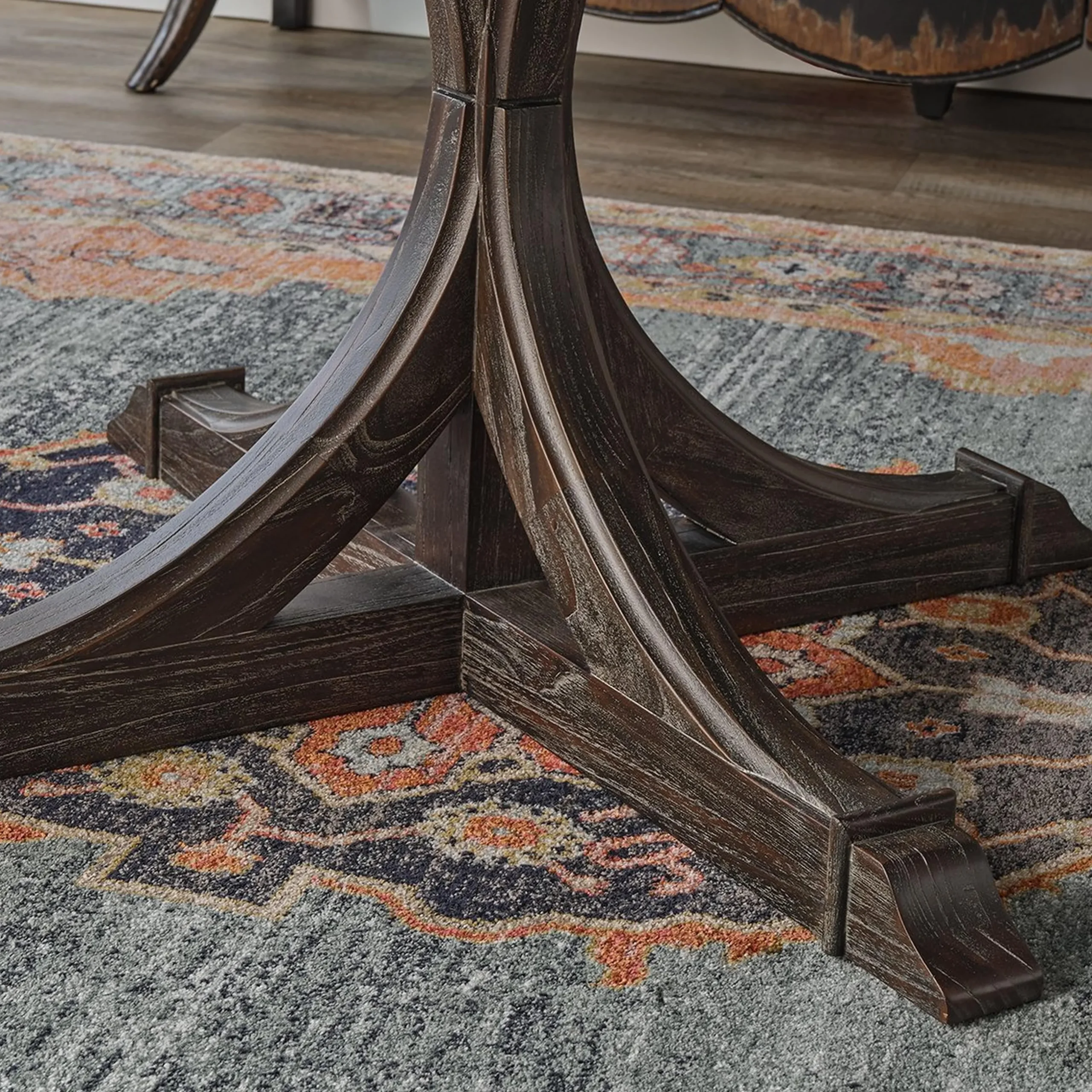 Fonda Dining Table