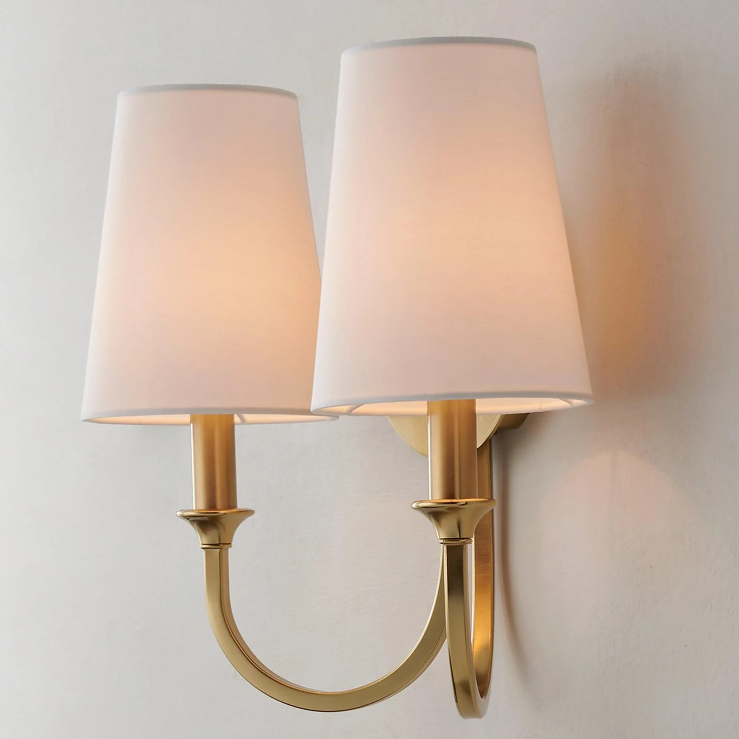Gloriosa Double Sconce