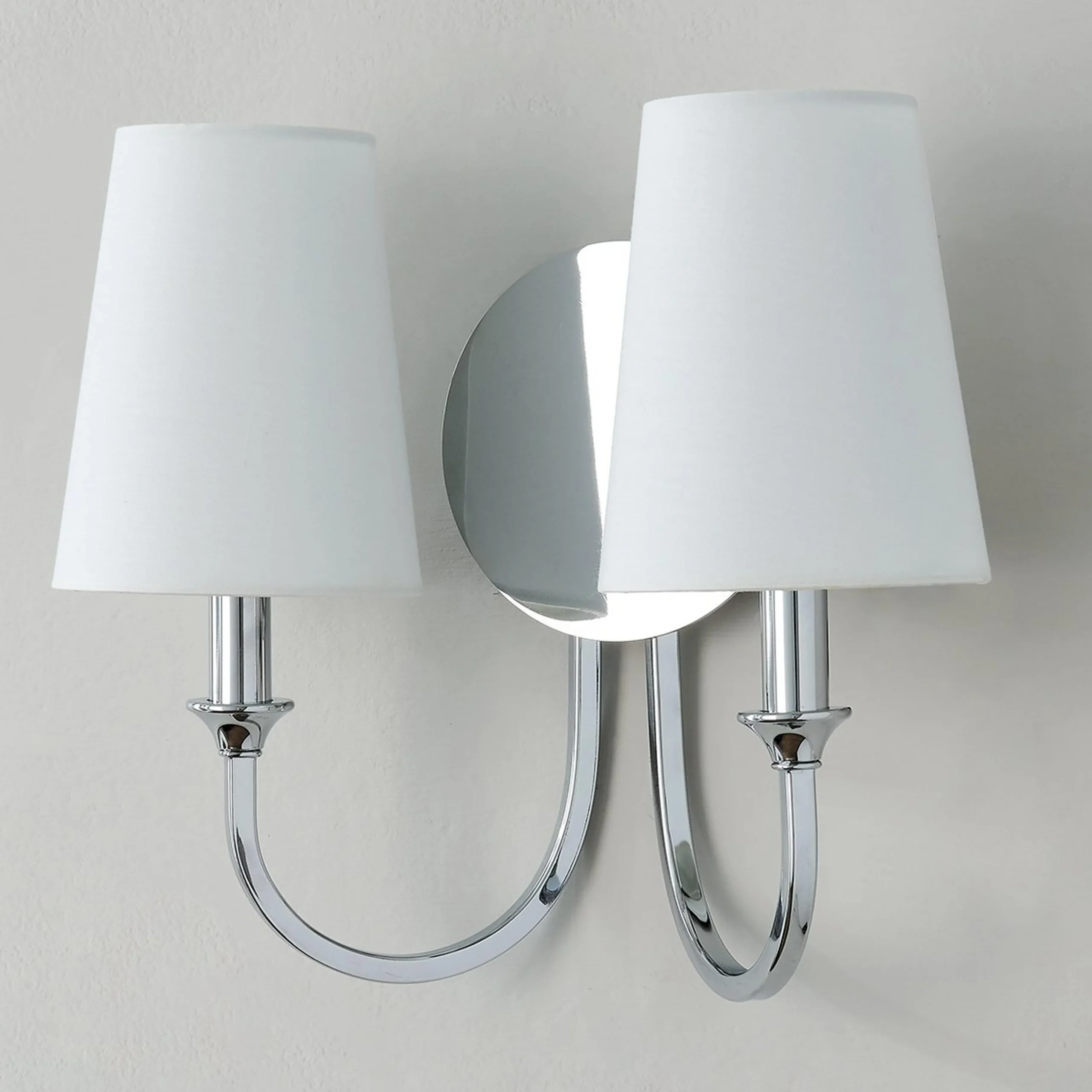 Gloriosa Double Sconce