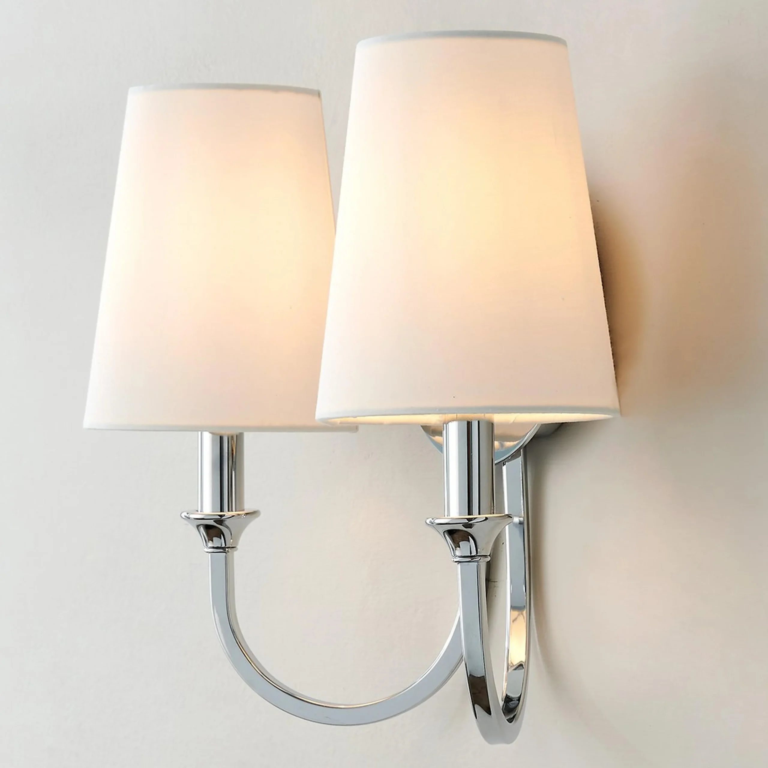 Gloriosa Double Sconce