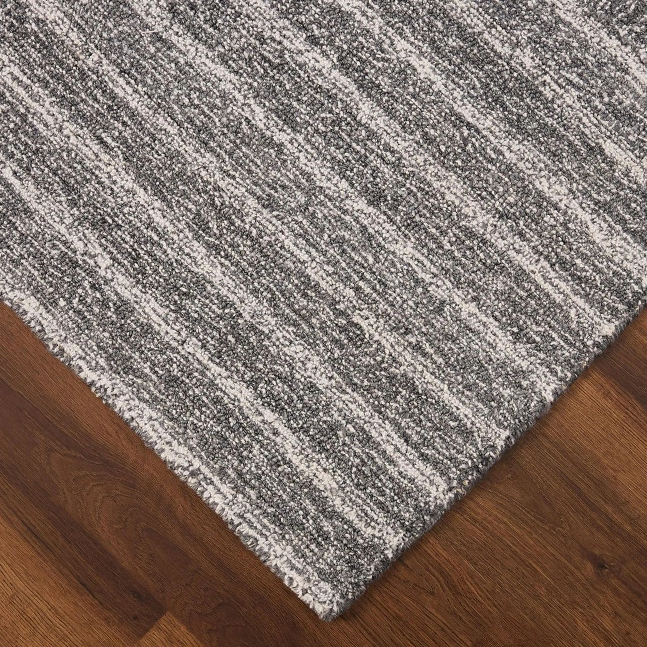 Hagueman Hand-Hooked Indoor / Outdoor Rug