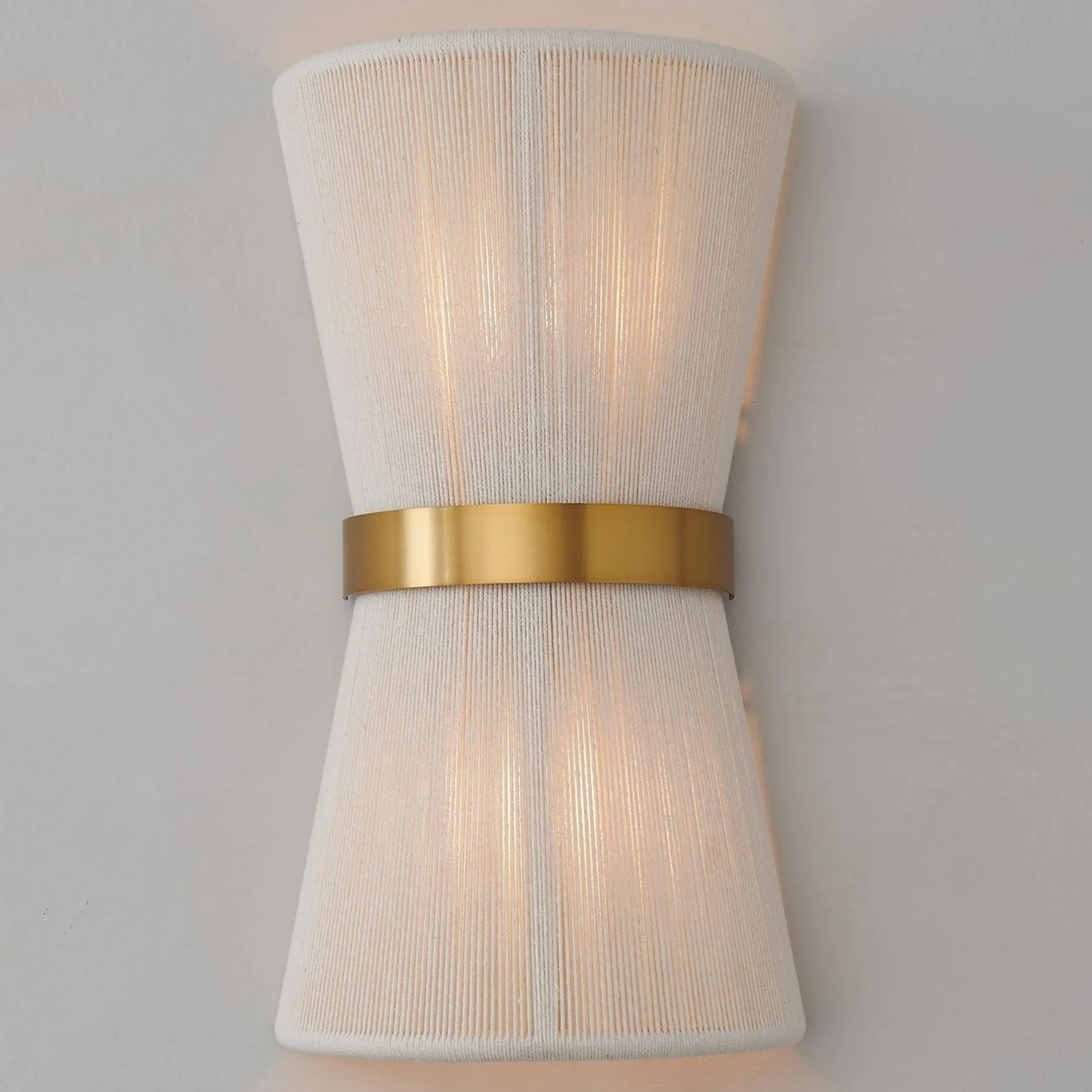 Halia Sconce