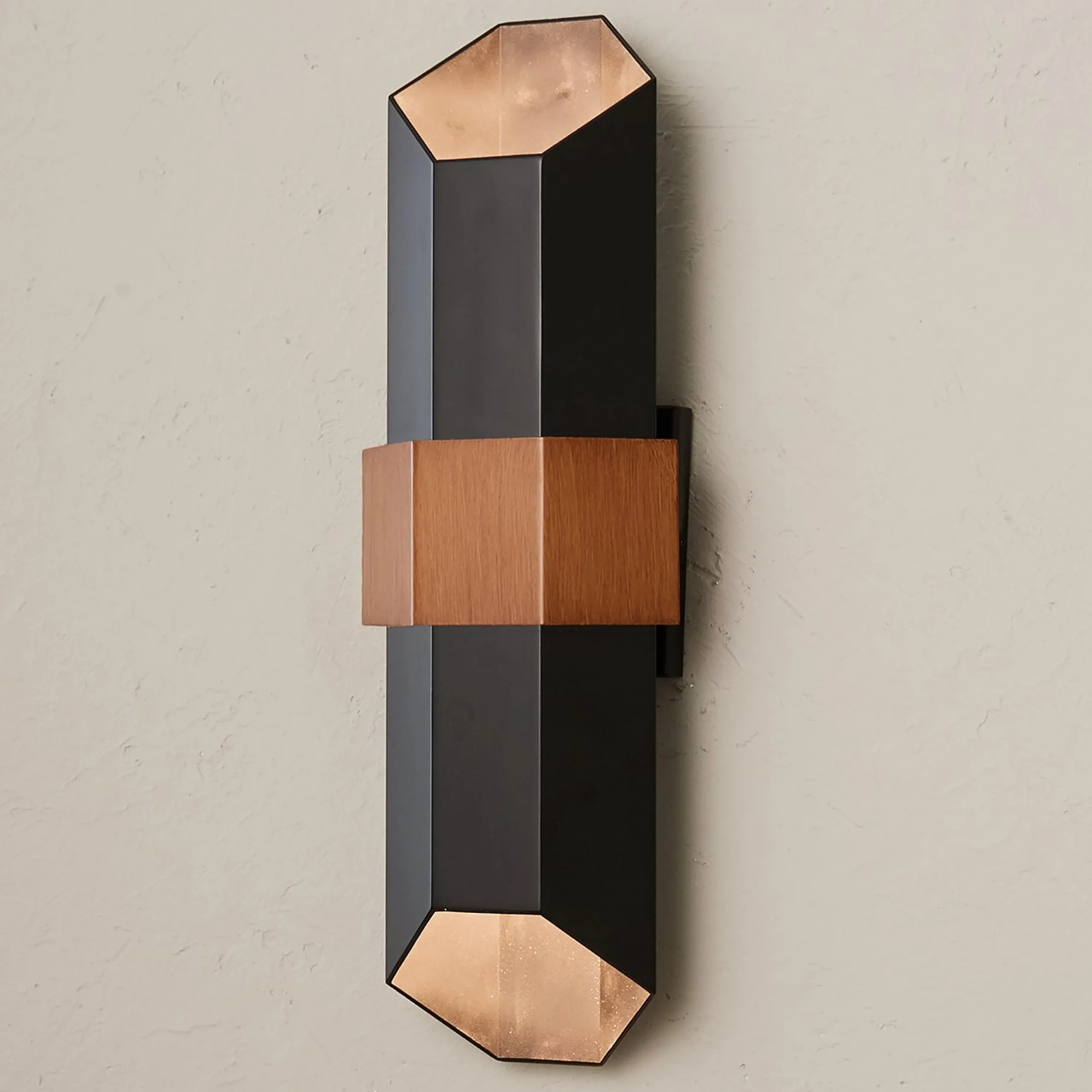 Helmsley Outdoor Sconce - Large