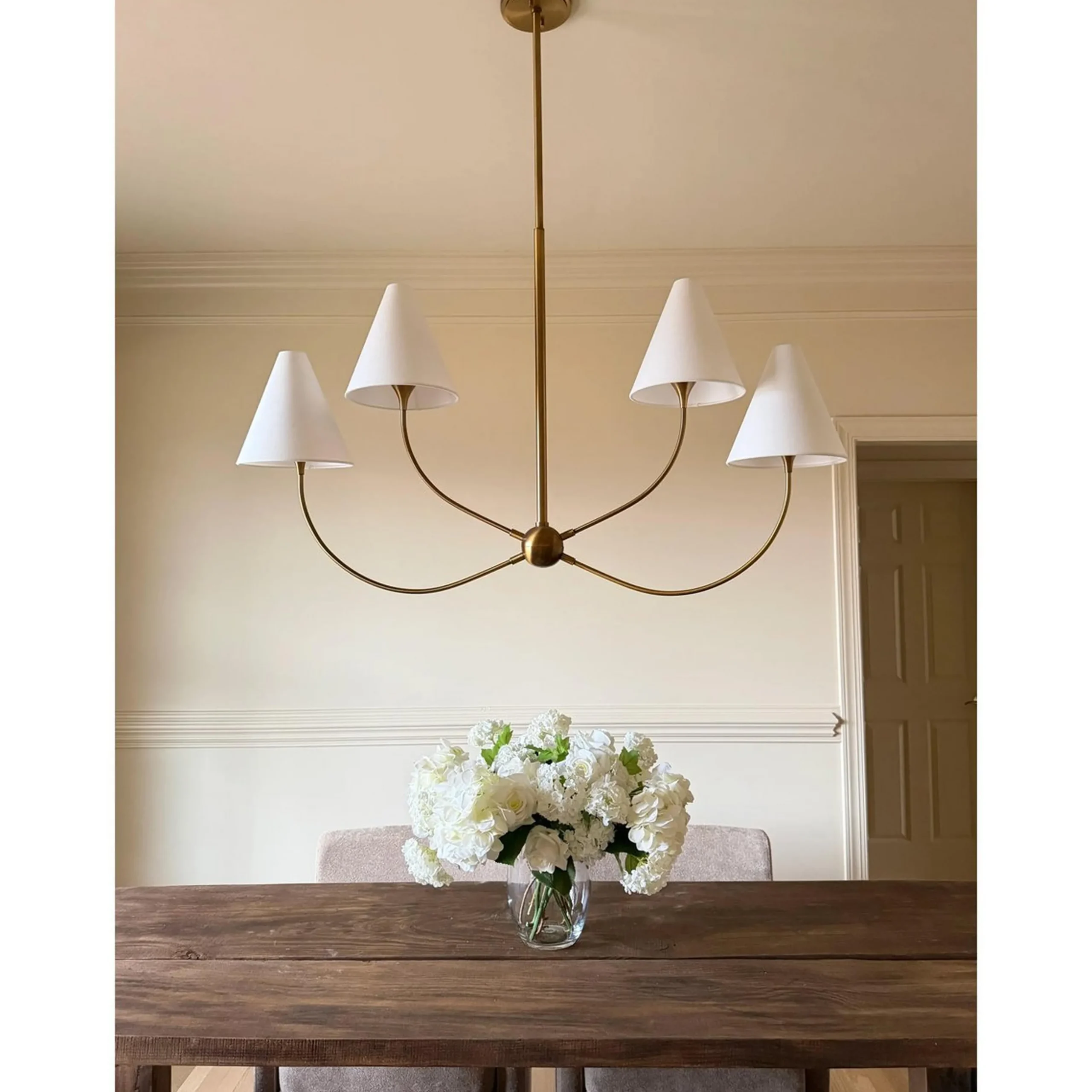 Hippolyta Island Chandelier
