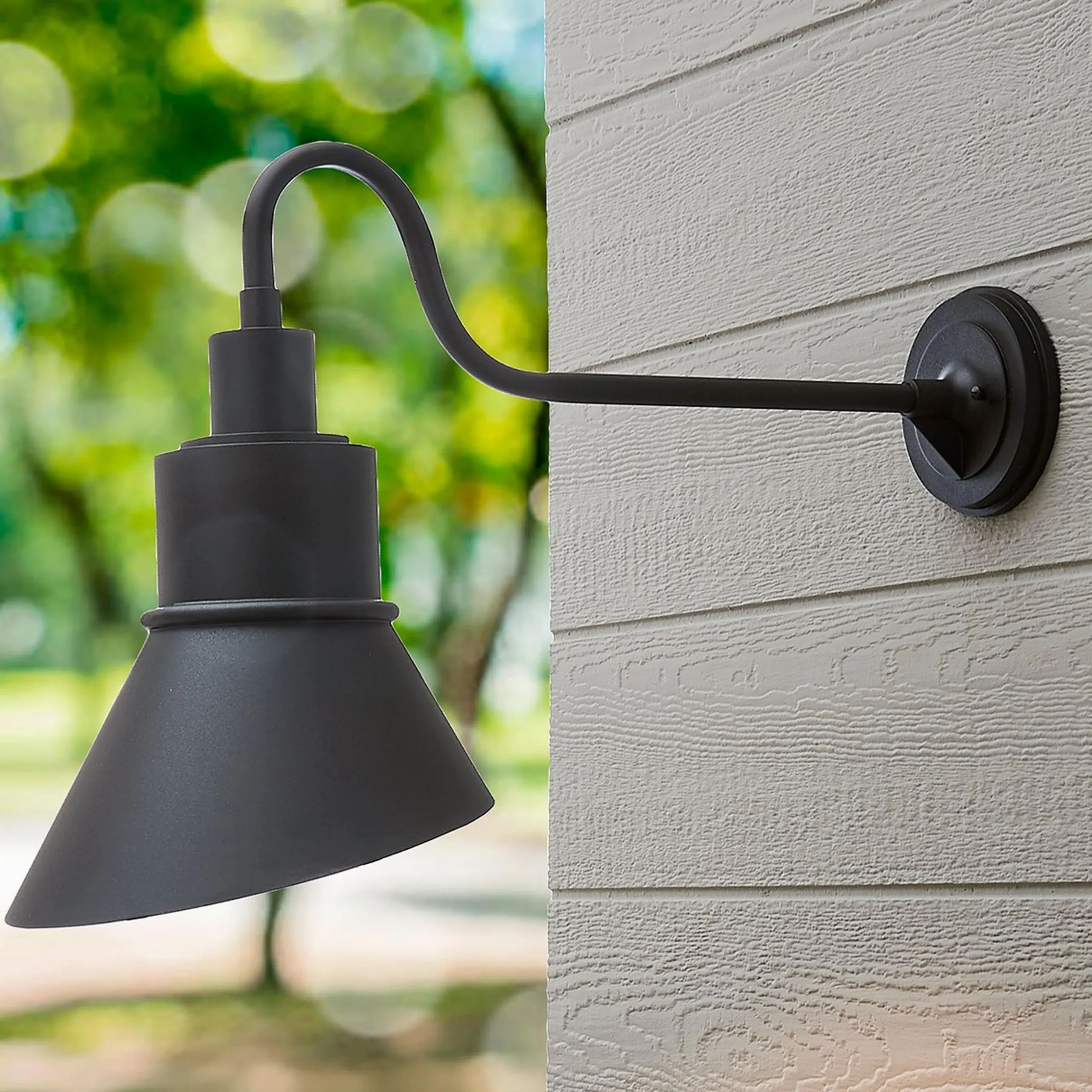 Hunter Outdoor Sconce - Large