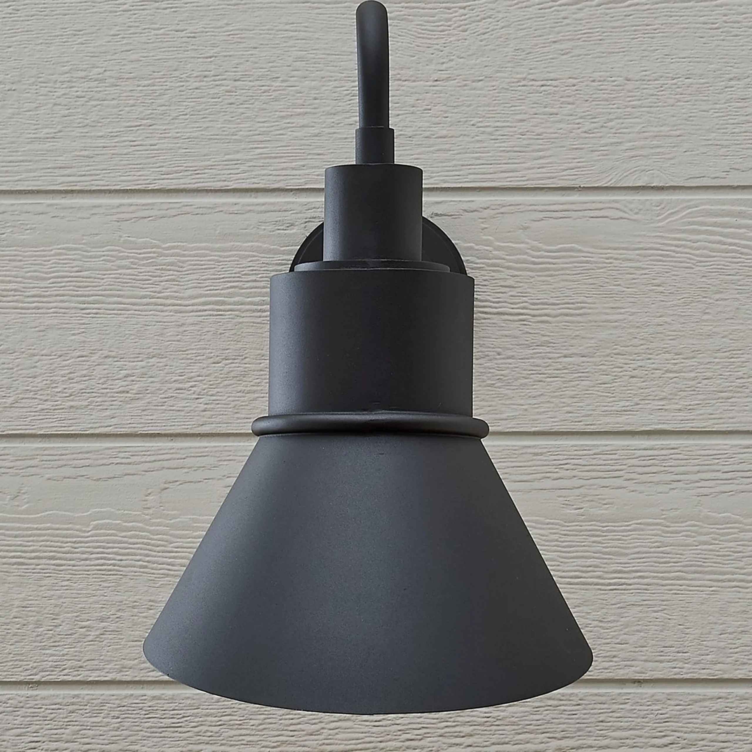 Hunter Outdoor Sconce - Large
